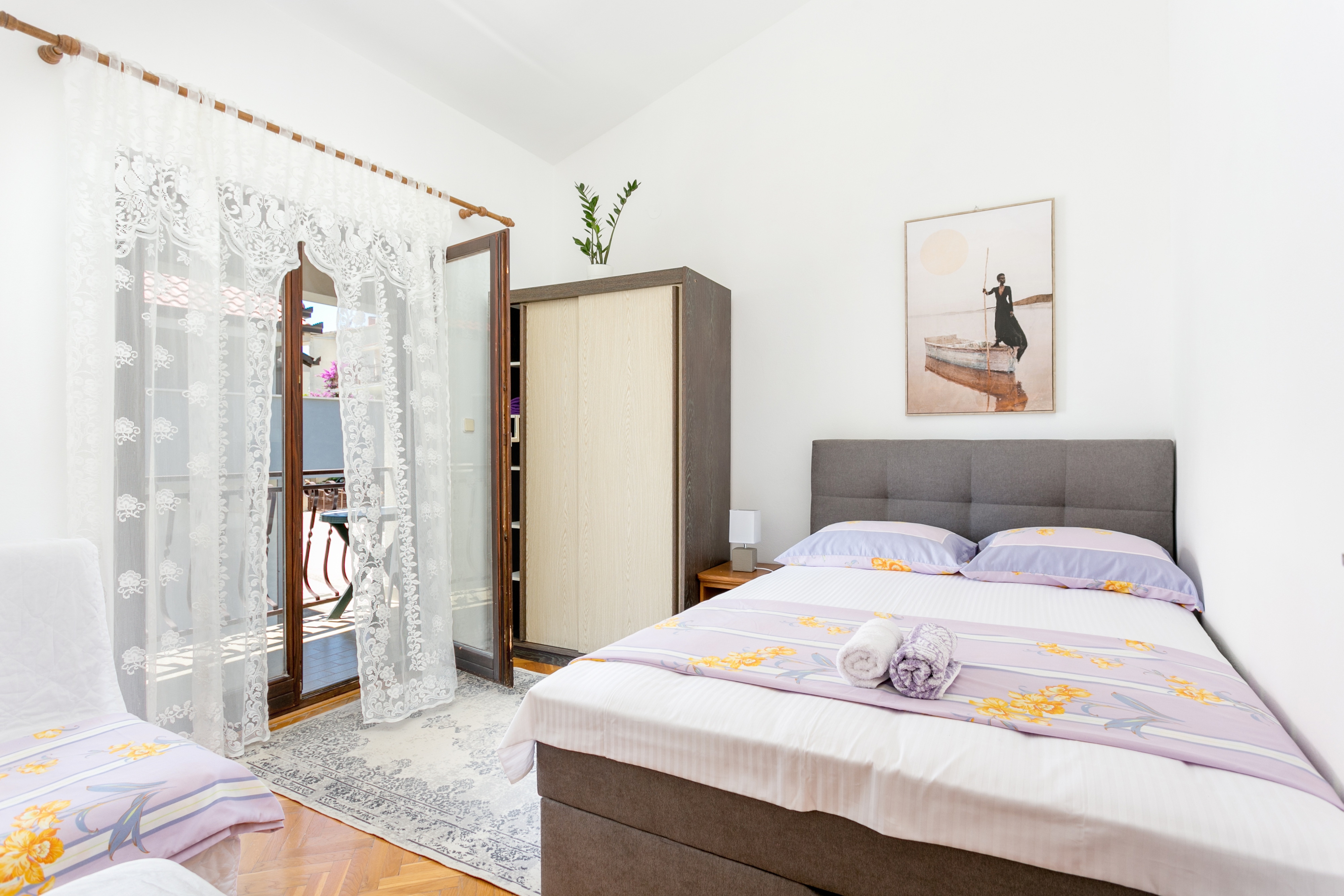 Three bedroom apartment with balcony Podstrana, Split  A-a