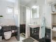 Ванная комната Podstrana, Ванная комната в размещении типа apartment, WiFi.