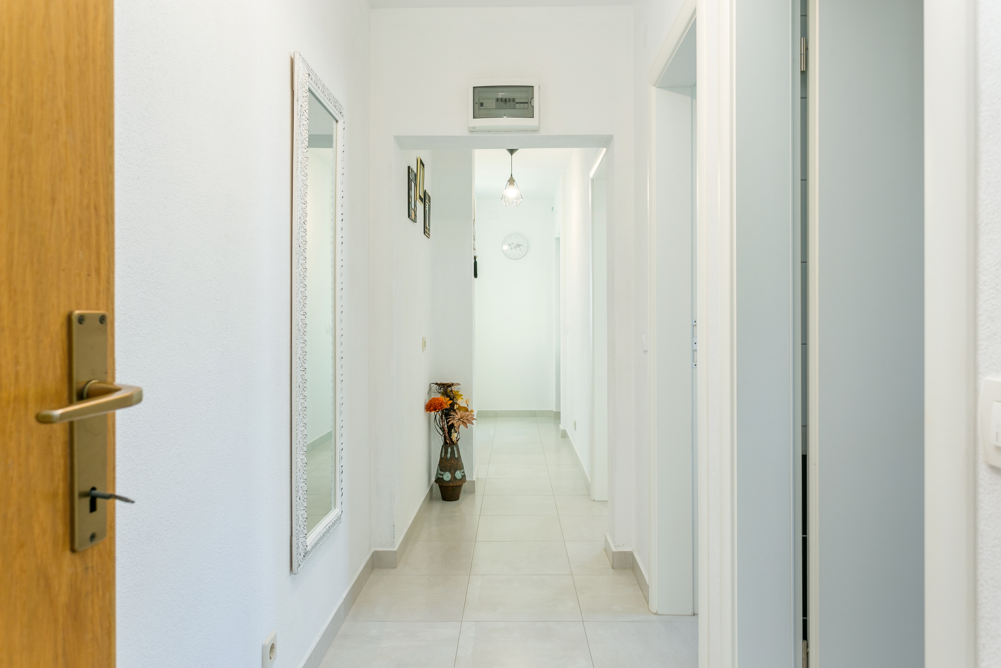 One bedroom apartment with terrace Podstrana, Split  A-b