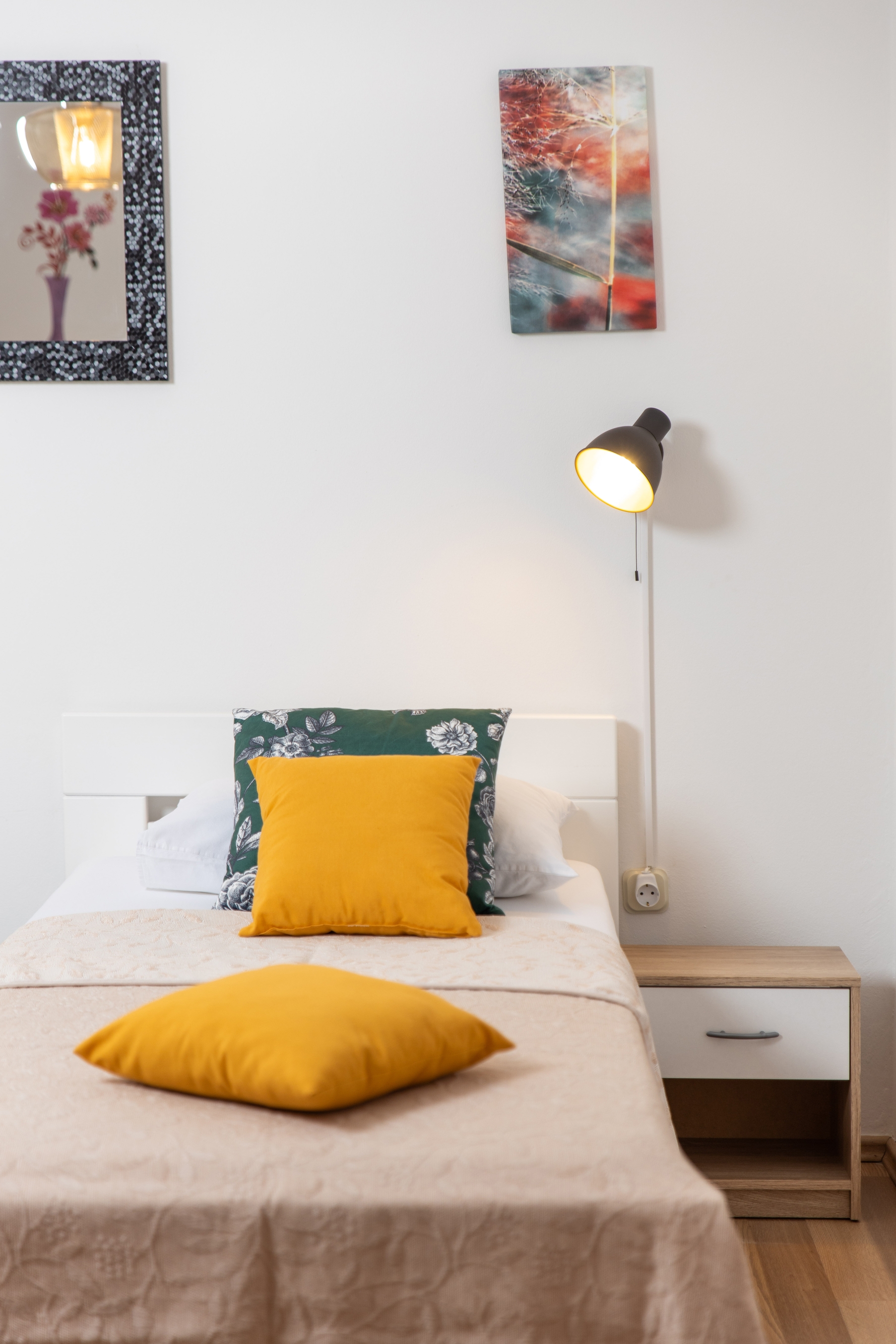 Two bedroom apartment with terrace Kraljevica  A-a