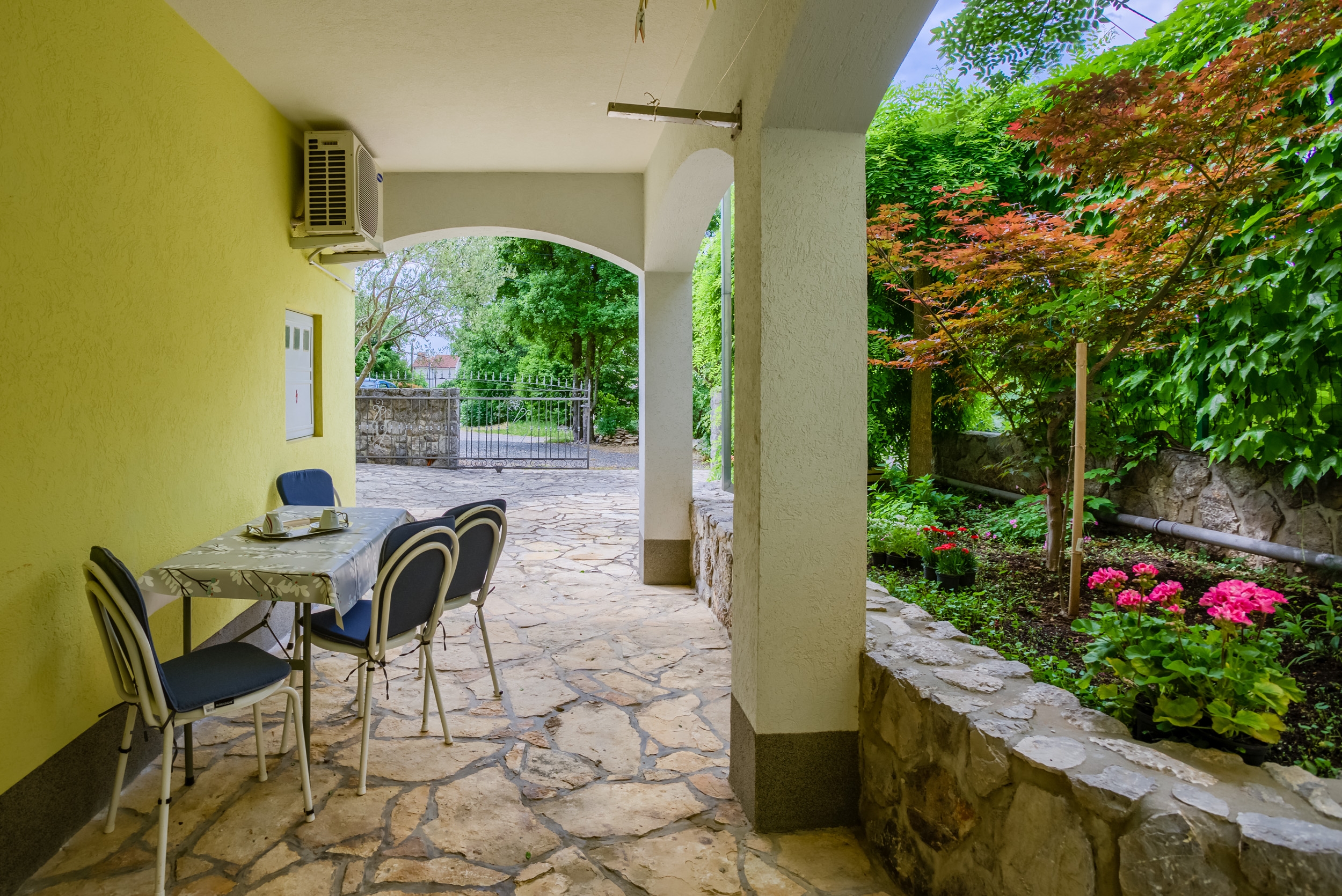 Two bedroom apartment with terrace Kraljevica  A-a