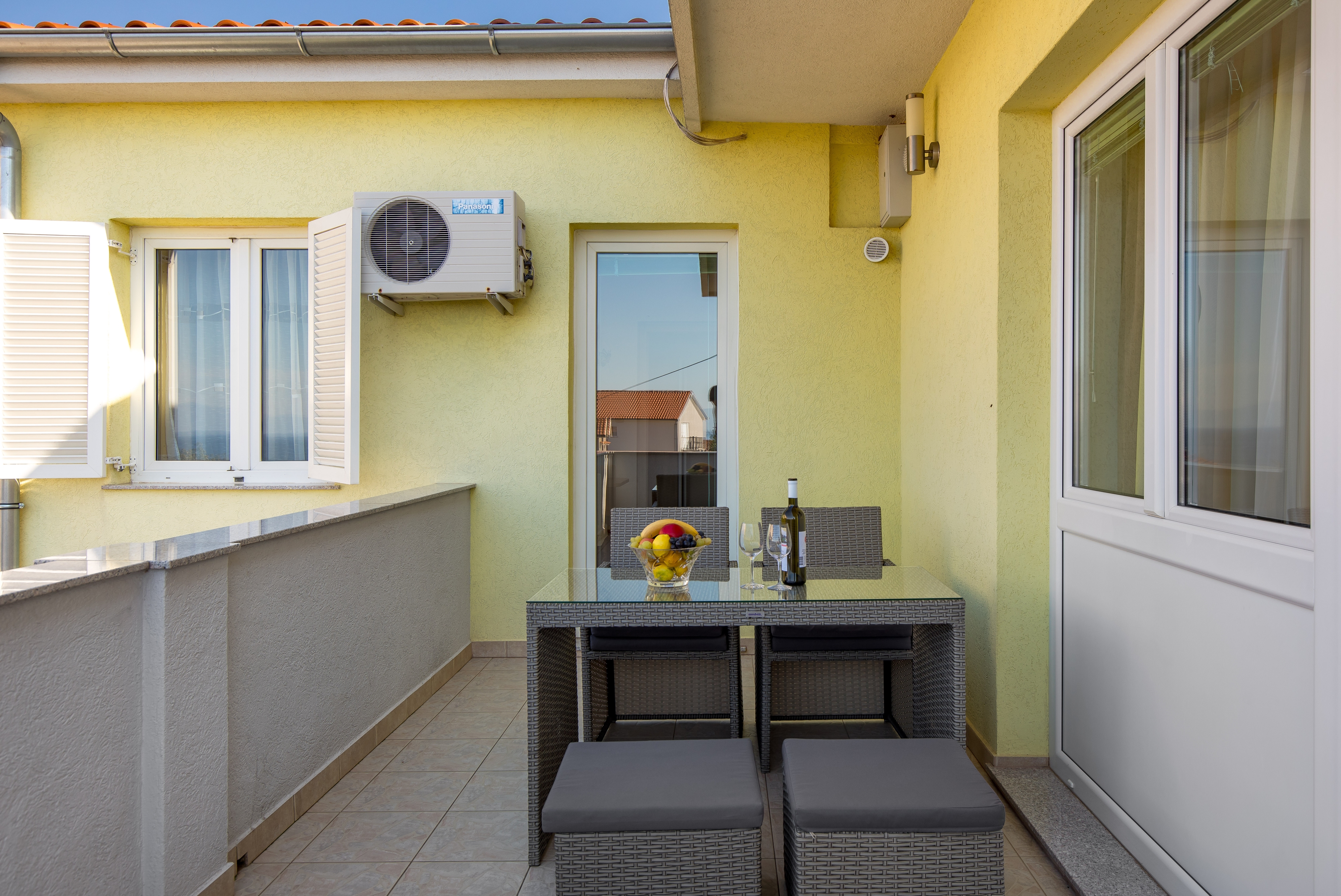 Two bedroom apartment with terrace and sea view Kraljevica  A-c