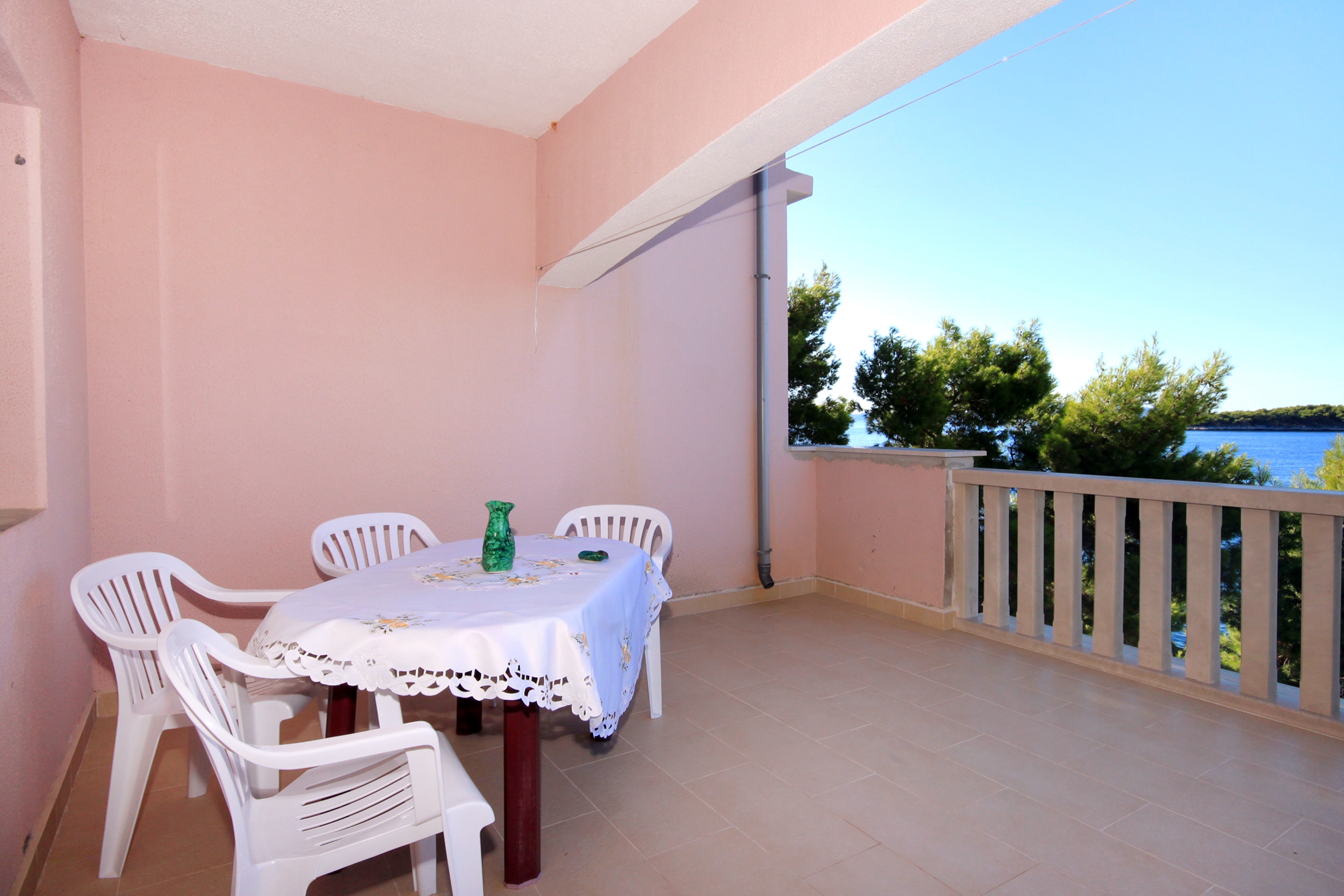 Two bedroom apartment near beach Prižba, Korčula  A-a