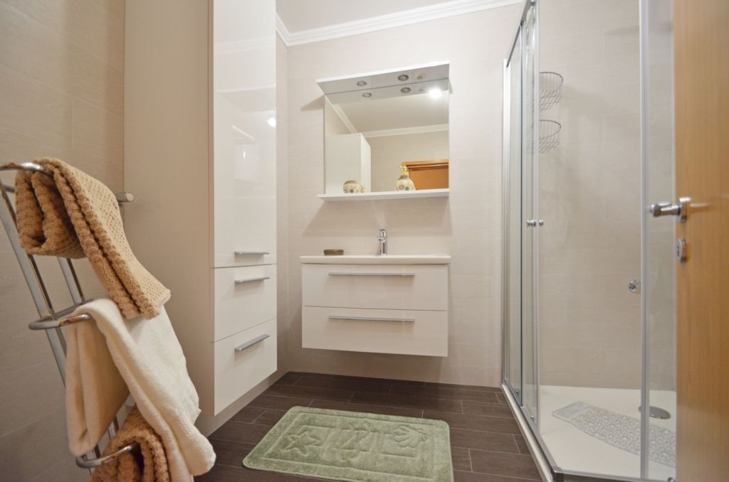 Three bedroom apartment near beach Prižba, Korčula  A-b