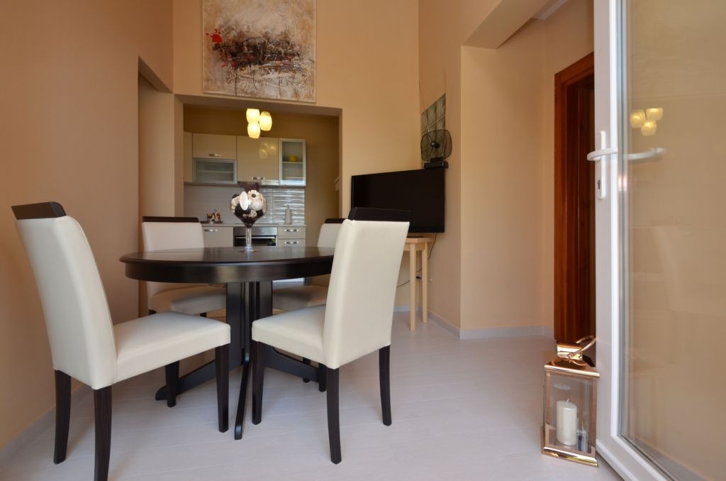 Three bedroom apartment near beach Prižba, Korčula (A-176-b)