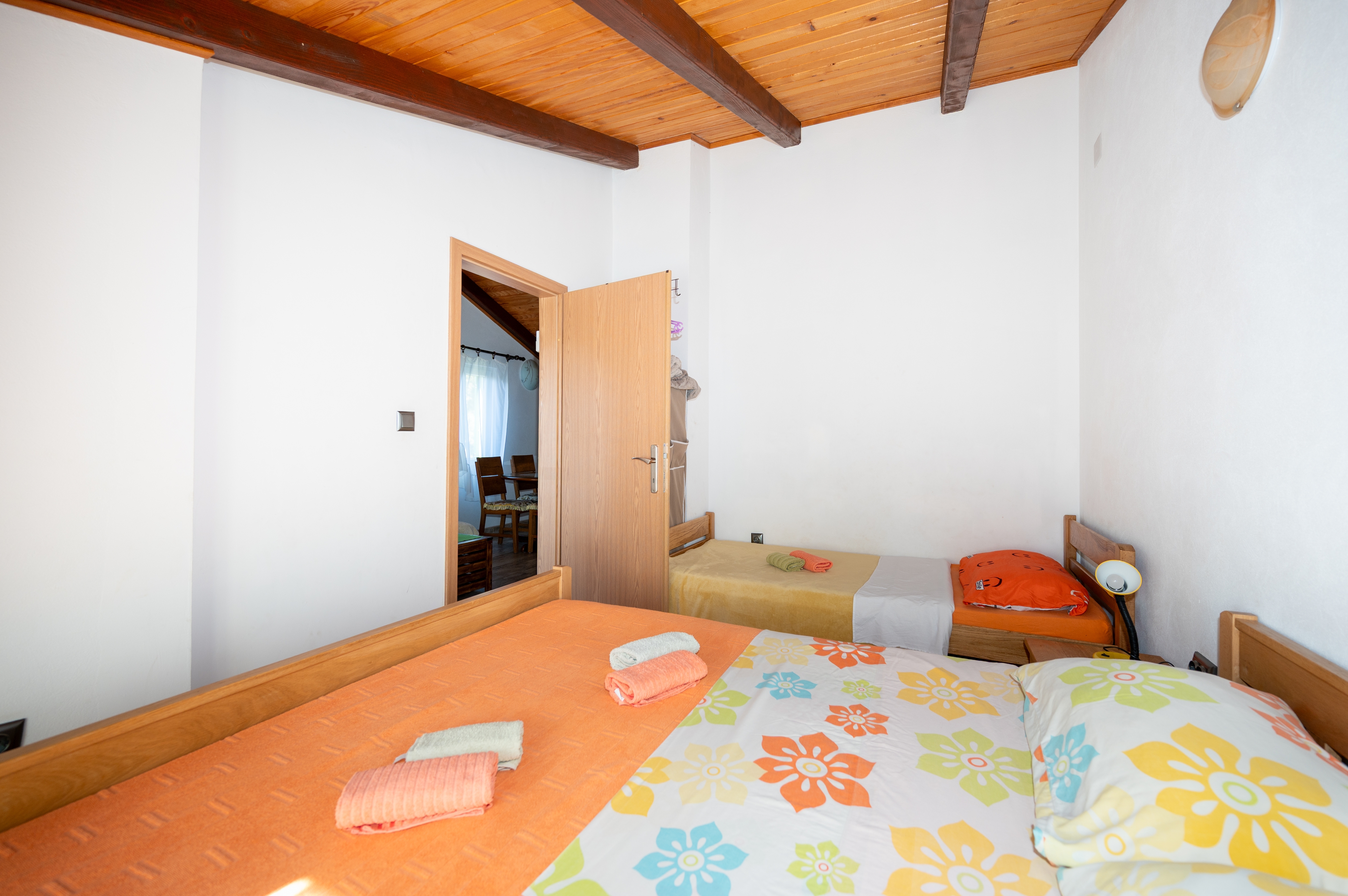 One bedroom apartment with terrace and sea view Silba  A-b