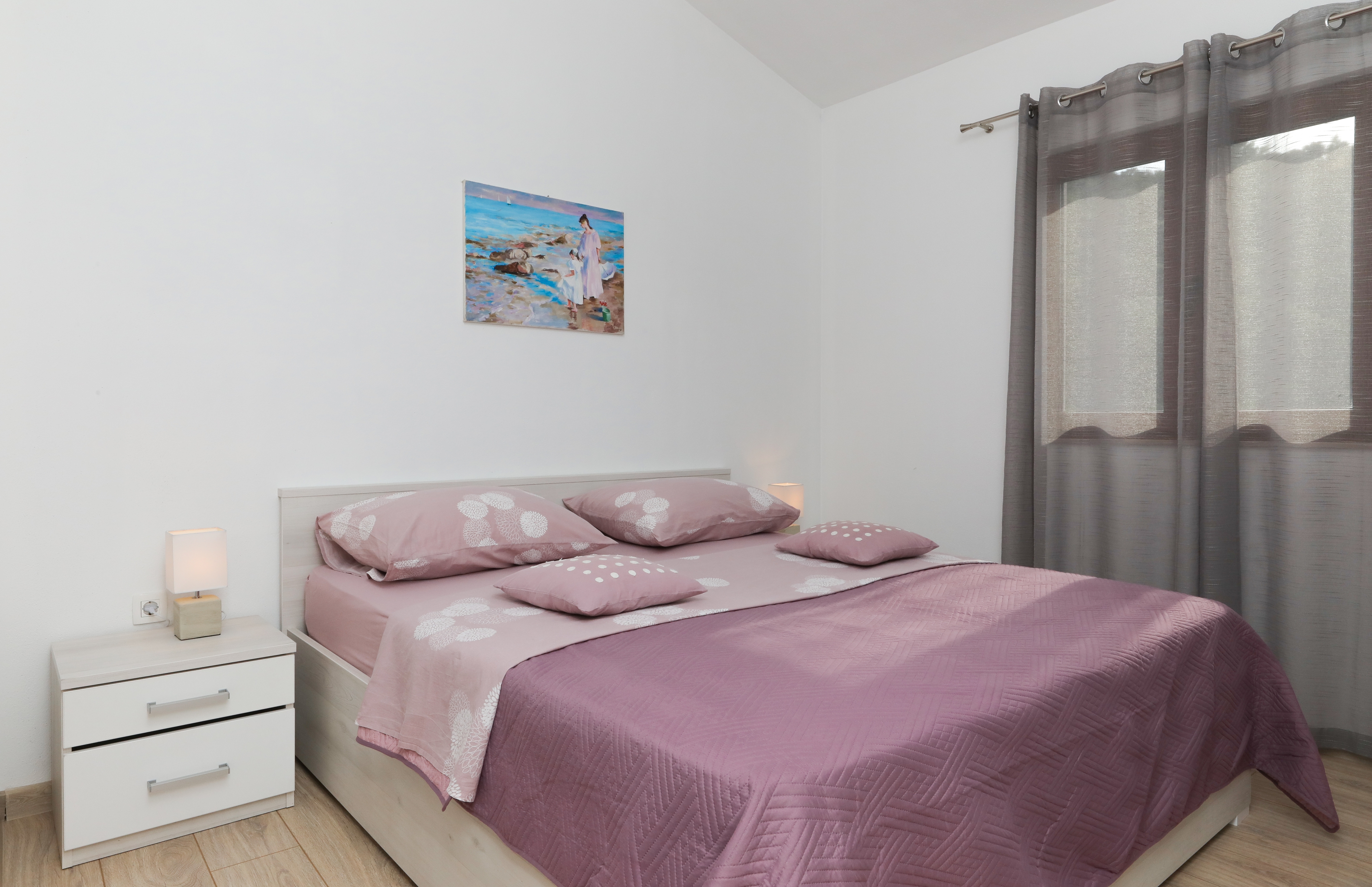 Two bedroom house with terrace and sea view Cove Prapratna - Prapatna, Brač  K