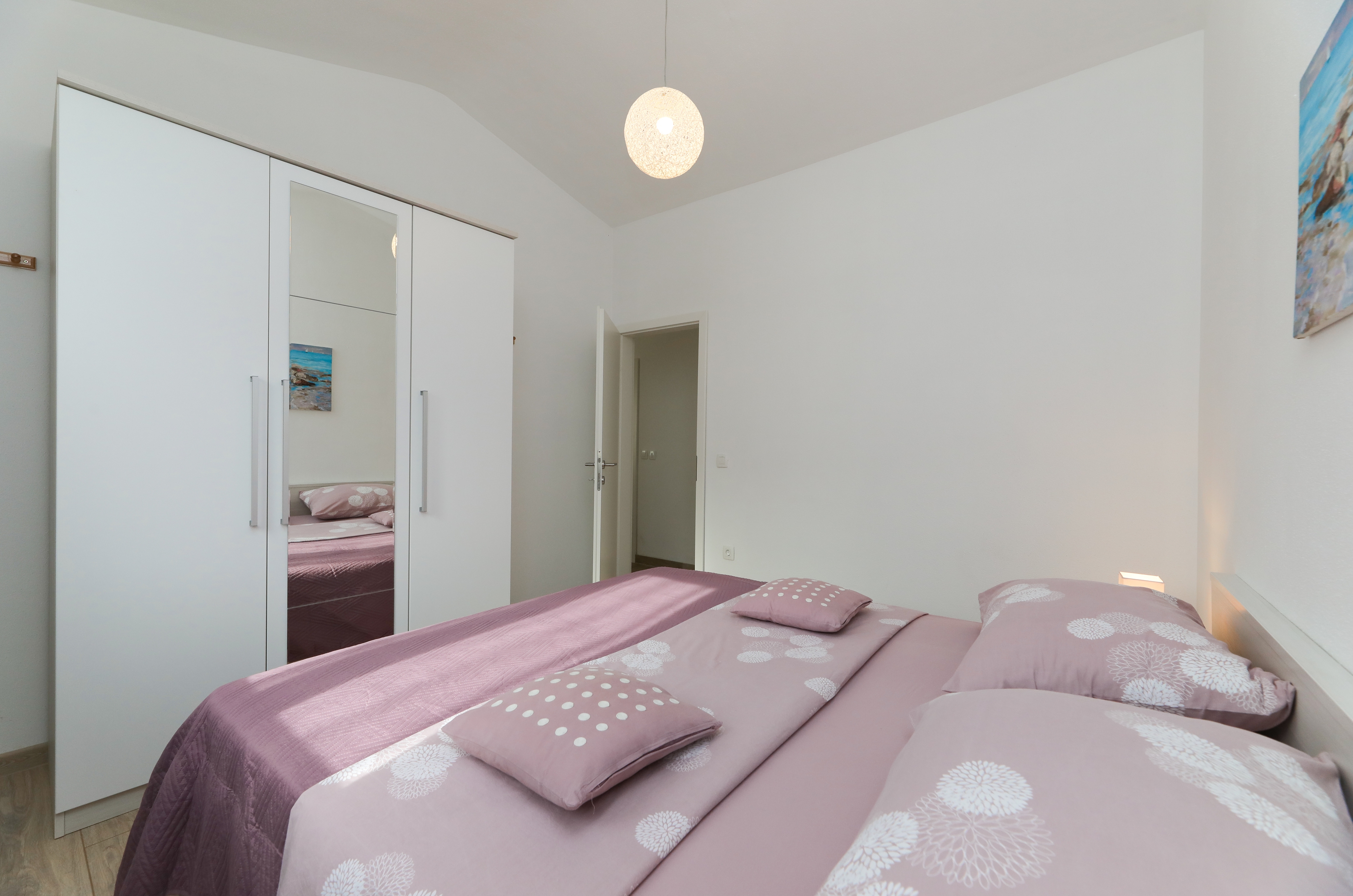 Two bedroom house with terrace and sea view Cove Prapratna - Prapatna, Brač  K