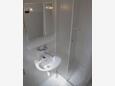 Lumbarda, Bathroom in the apartment, WiFi.