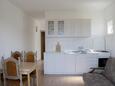 Lumbarda, Kitchen in the apartment, WiFi.