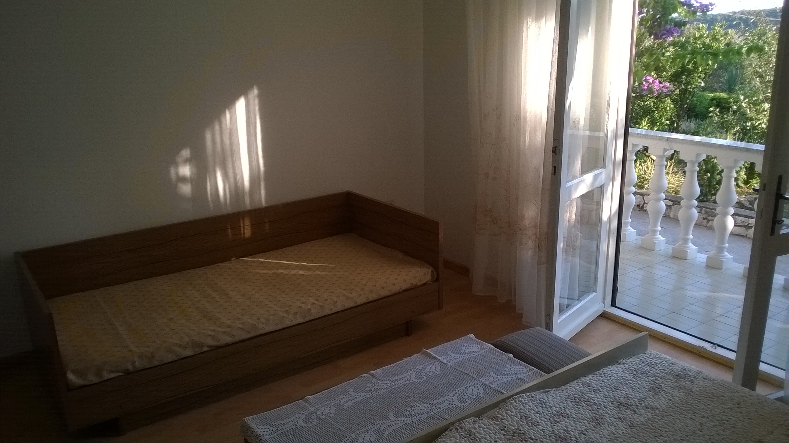 Top Rab Barbat Top Rab Barbat