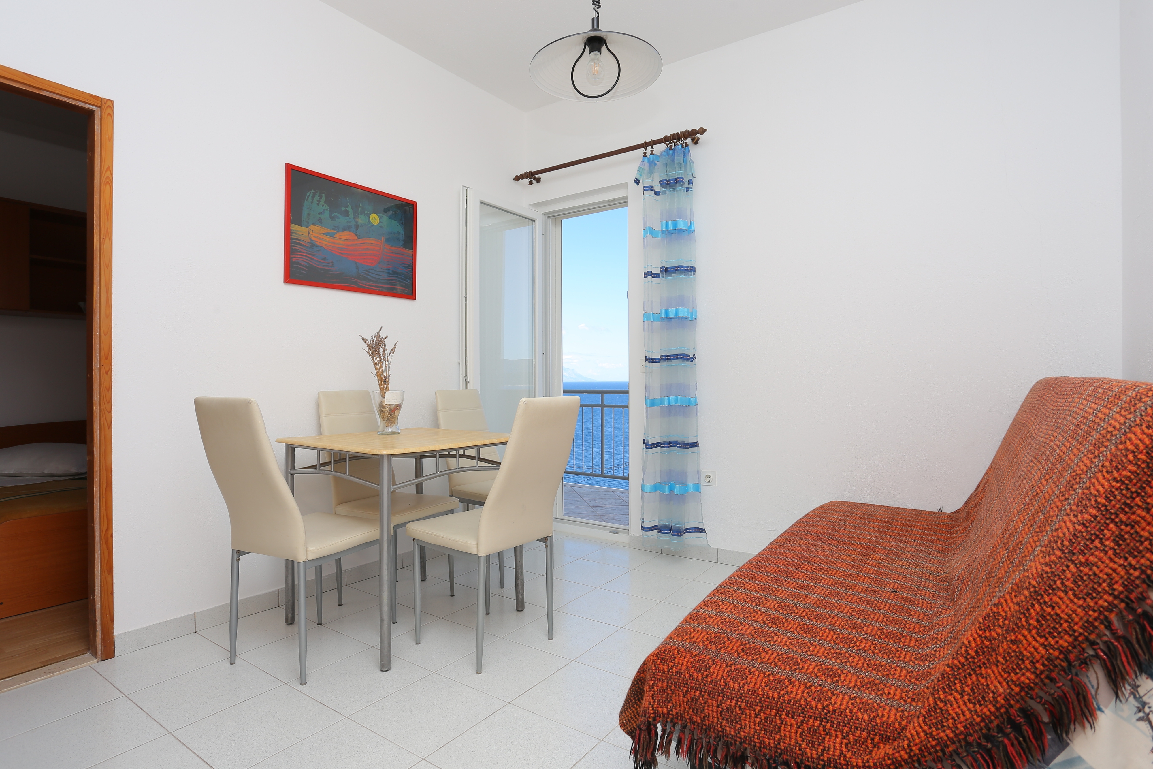 One bedroom apartment with balcony and sea view Lokva Rogoznica, Omiš (A-17645-c)