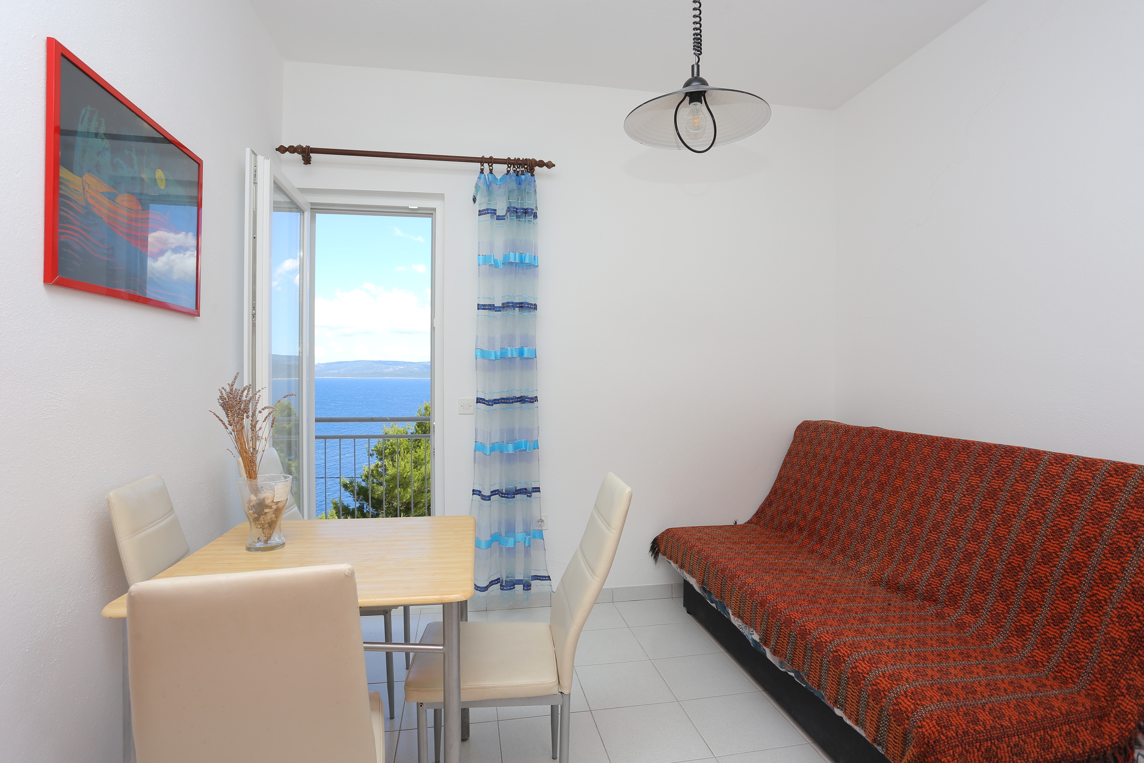 One bedroom apartment with balcony and sea view Lokva Rogoznica, Omiš (A-17645-c)