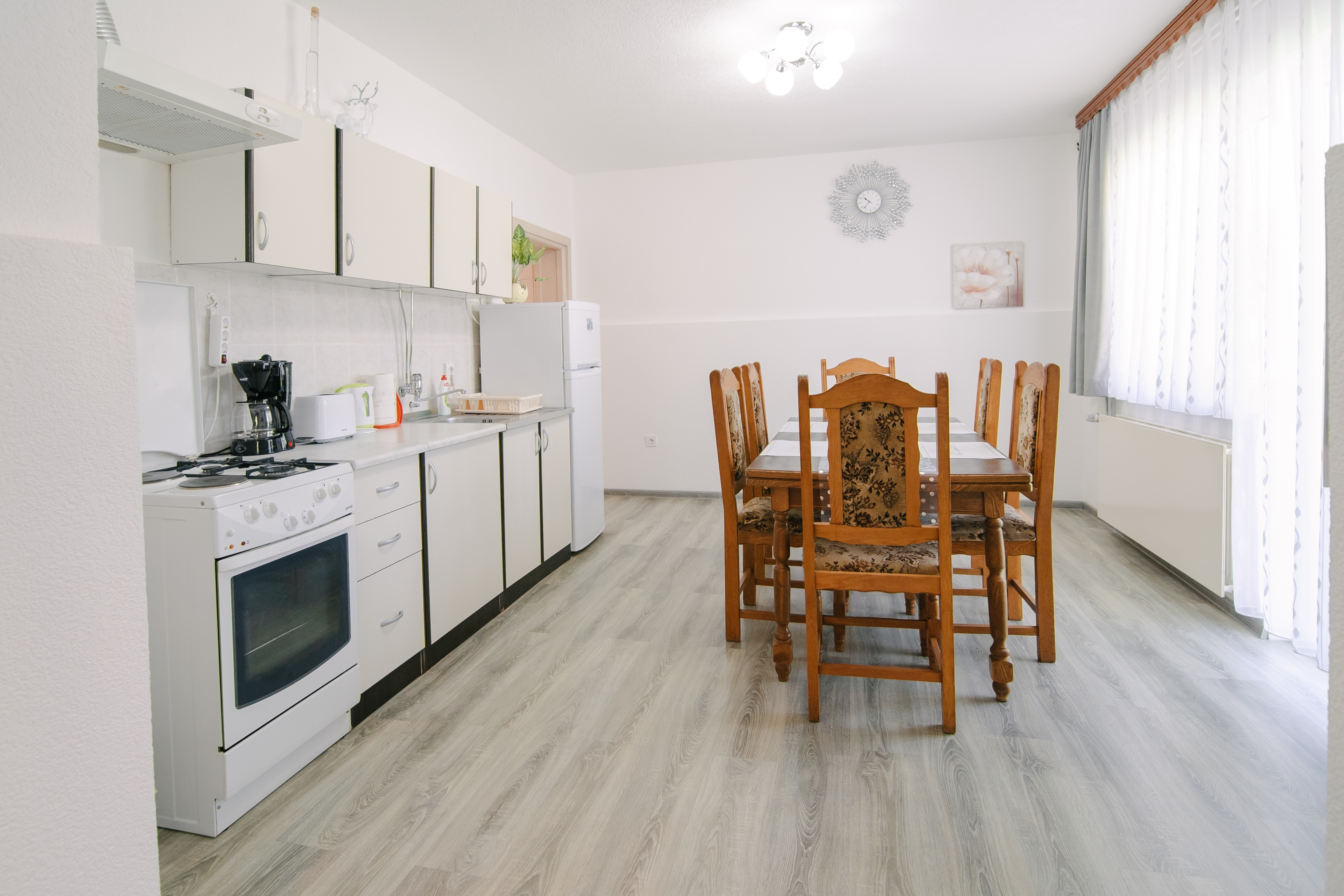 One bedroom apartment with terrace Lipovača, Plitvice  A-a