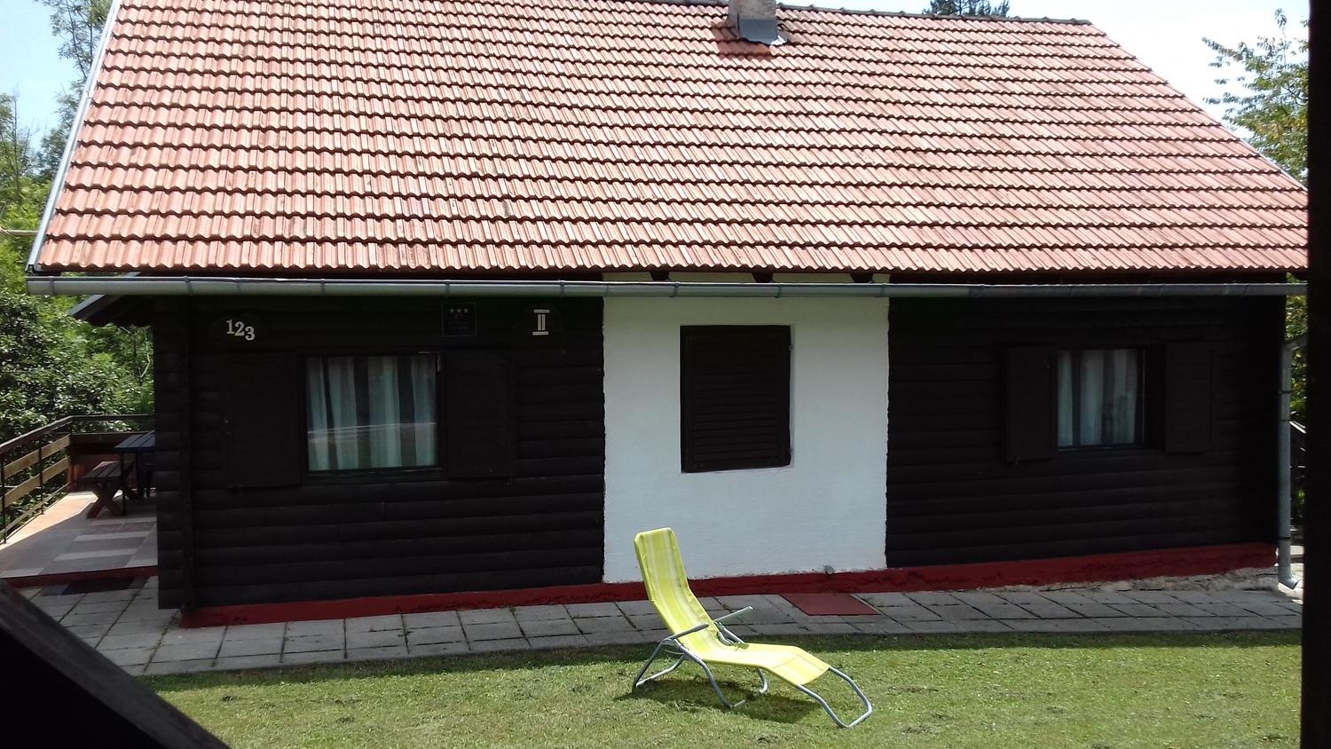 Two bedroom house with terrace Čatrnja, Plitvice (K-17664)