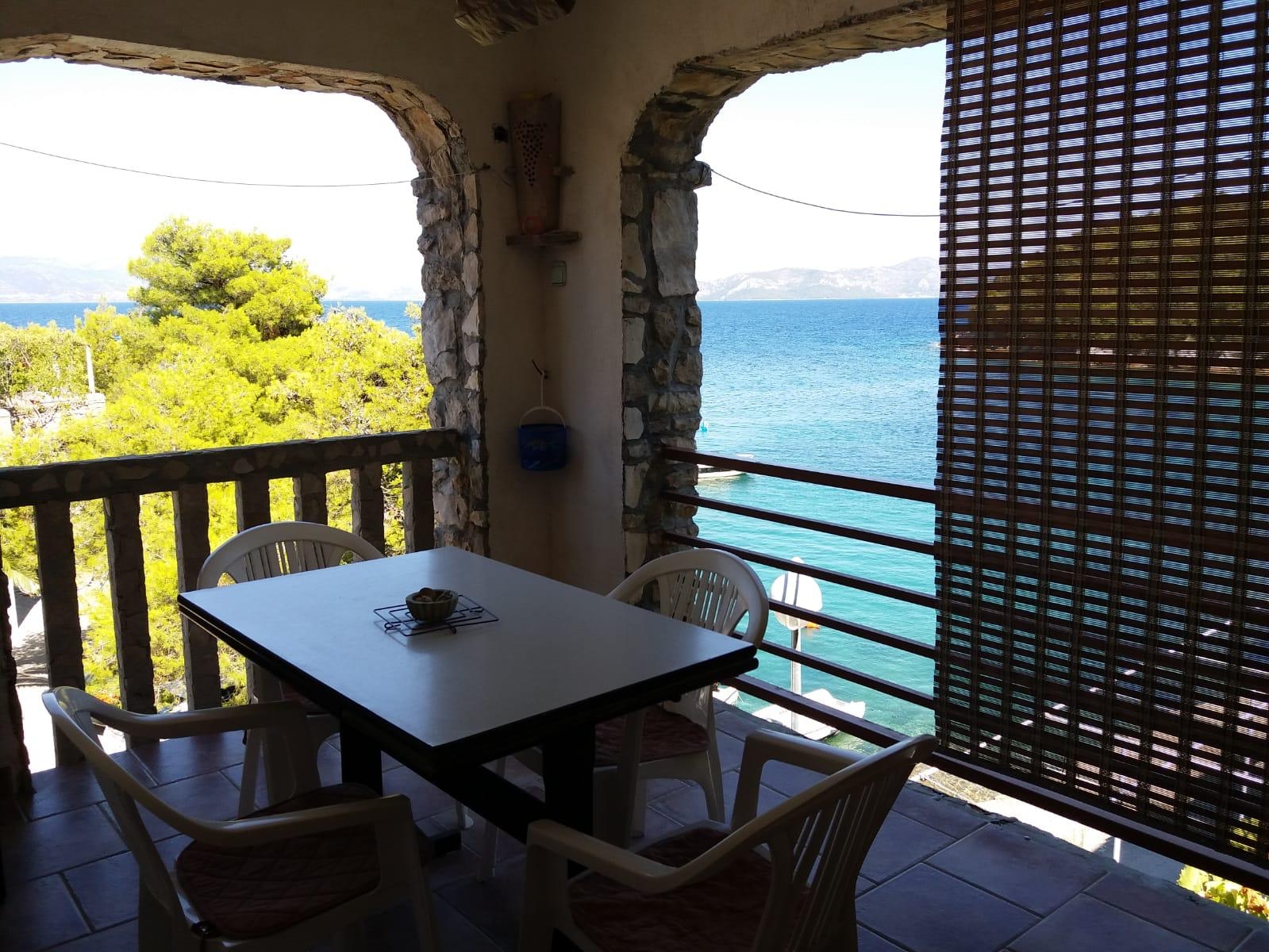 Two bedroom apartment with terrace and sea view Cove Crkvice, Pelješac (A-17667-a) Two bedroom apartment with terrace and sea view Cove Crkvice, Pelješac (A-17667-a)