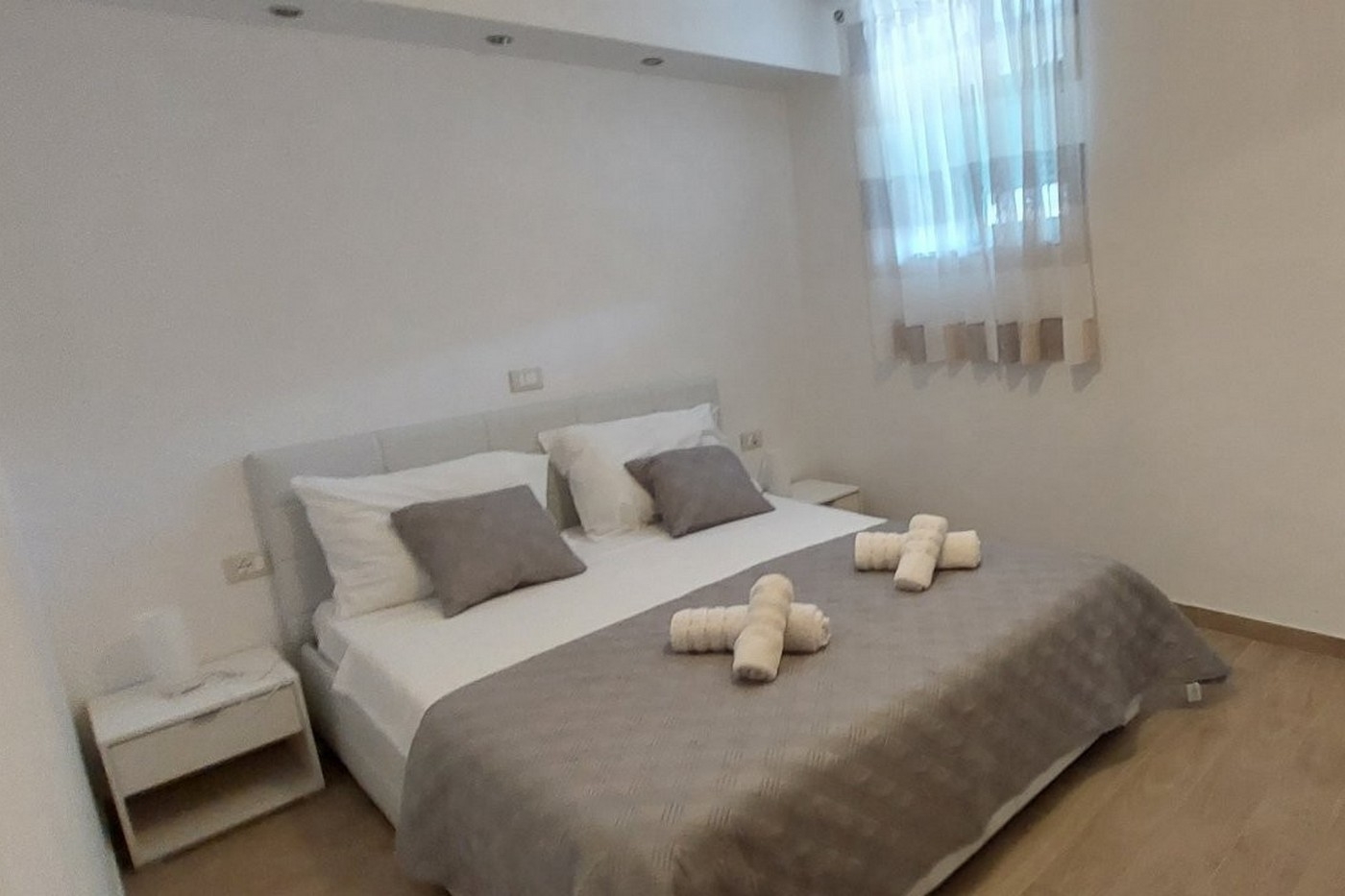 Top Medulin Pomer Top Medulin Pomer