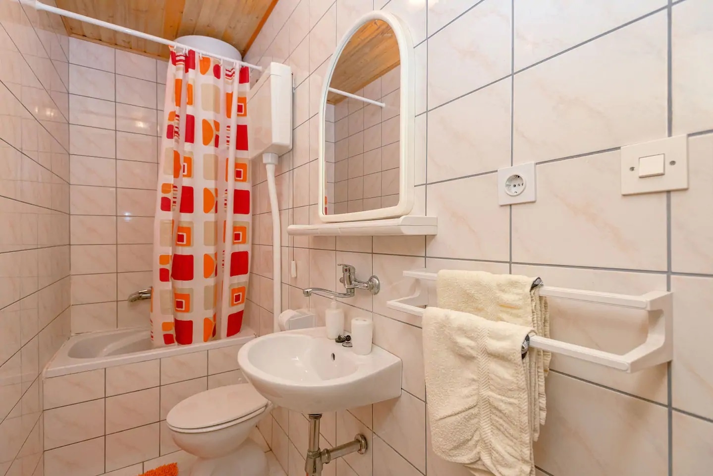 Four bedroom house with terrace Svirče, Hvar  K