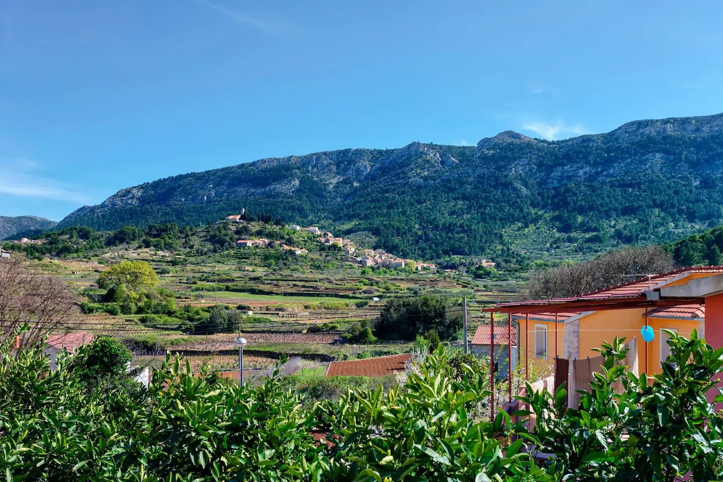 Four bedroom house with terrace Svirče, Hvar  K