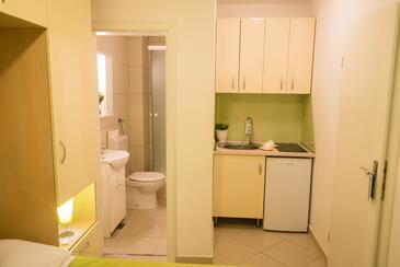 Kuhinja Baška Voda, Kuhinja v nastanitvi vrste studio-apartment, WiFi.