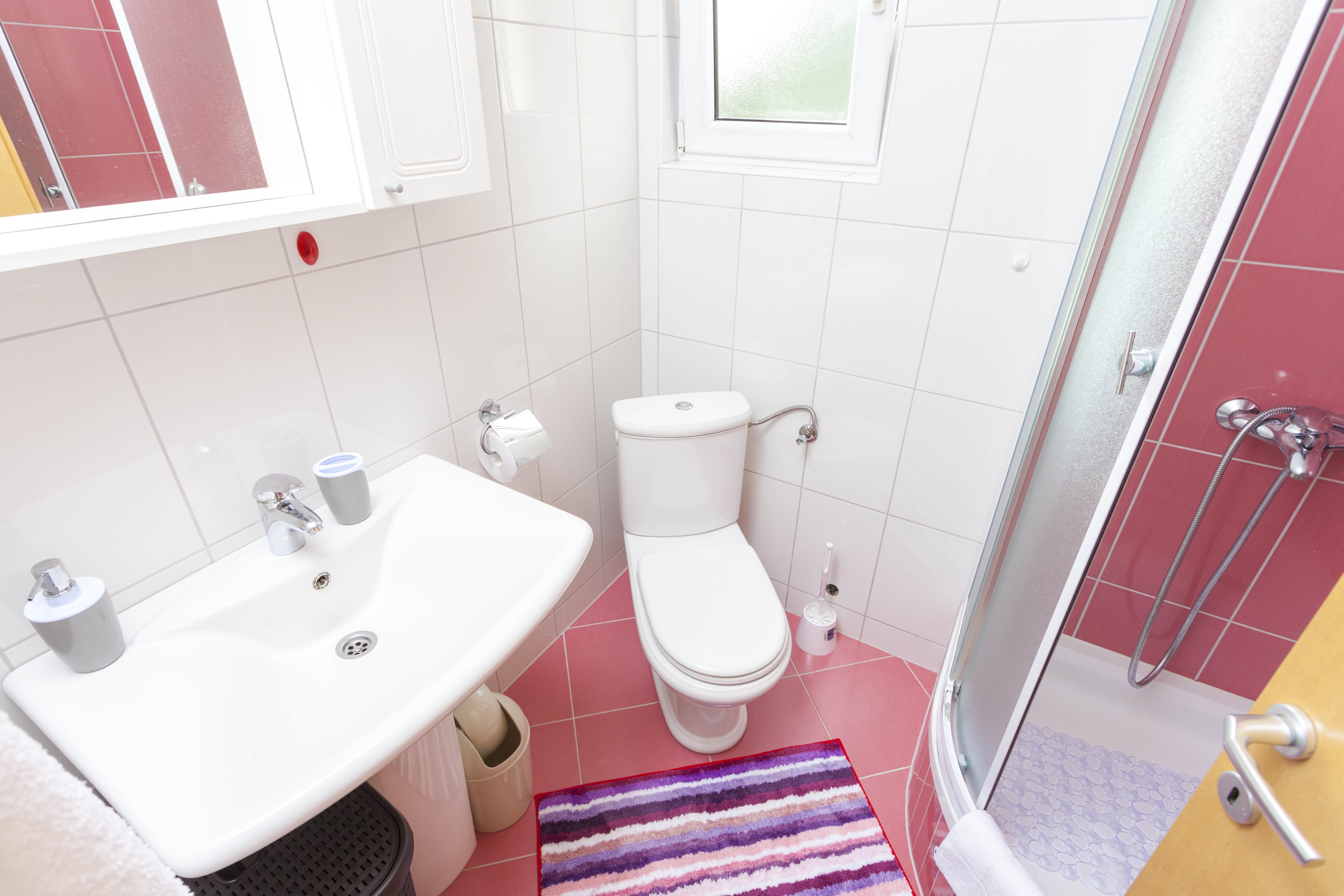 Four bedroom apartment with balcony and sea view Gornji Tučepi, Makarska  A-a