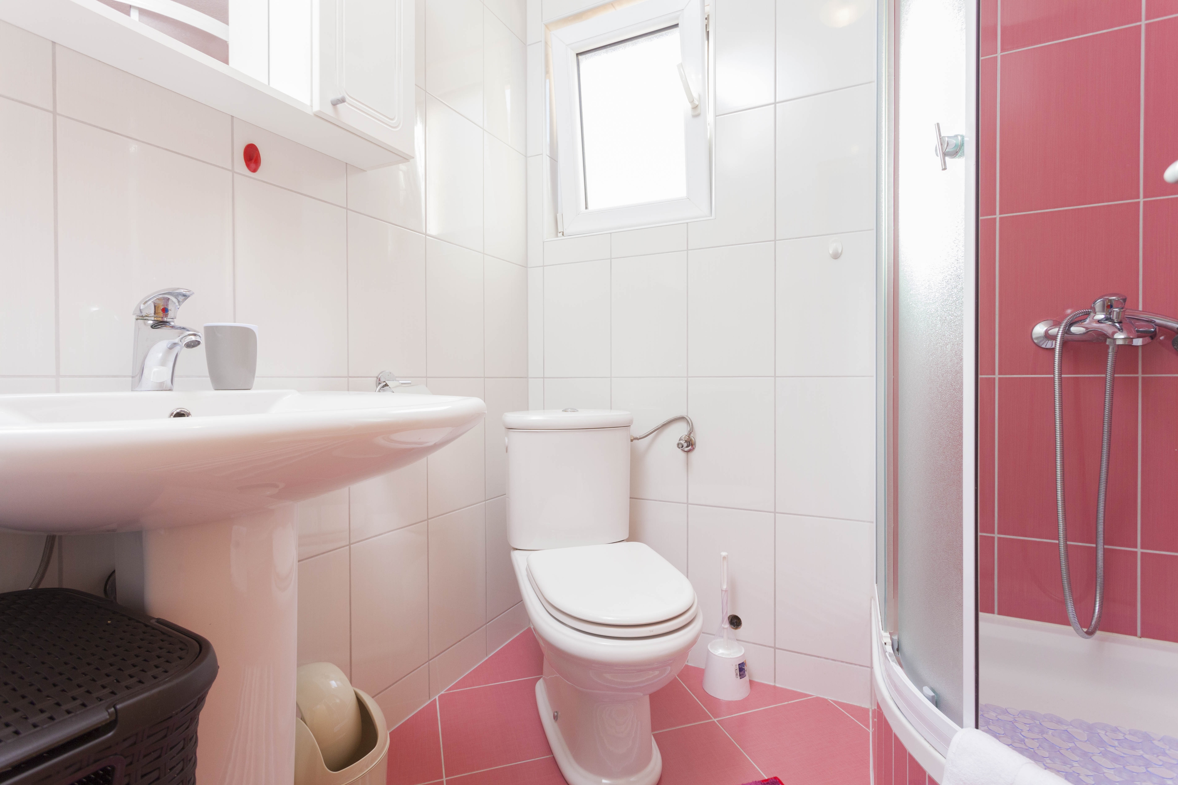 Four bedroom apartment with balcony and sea view Gornji Tučepi, Makarska  A-a