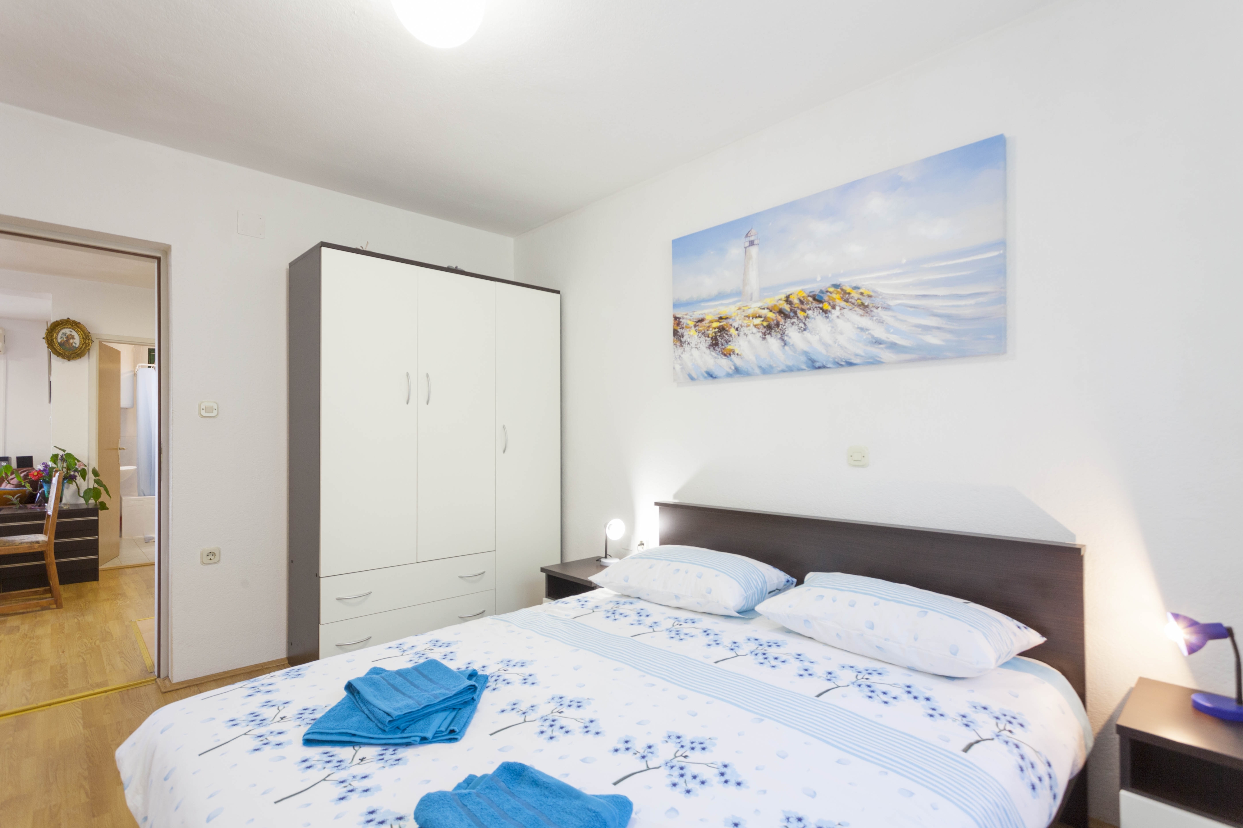 Four bedroom apartment with balcony and sea view Gornji Tučepi, Makarska  A-a