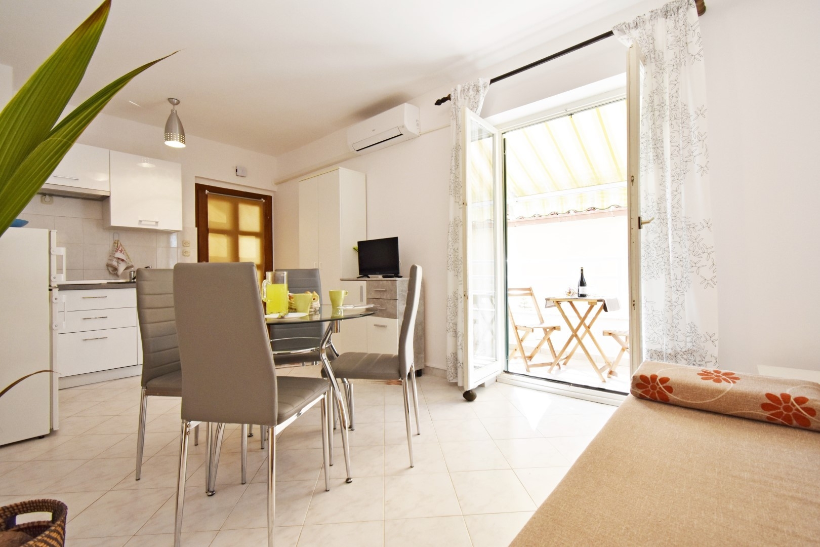 One bedroom apartment with balcony Rabac, Labin (A-17739-a)