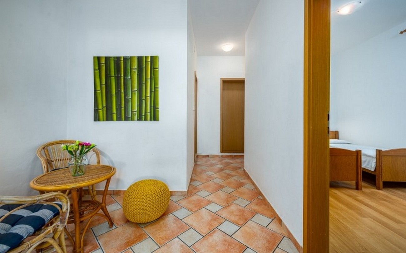 Two bedroom apartment with terrace Rabac, Labin  A-b
