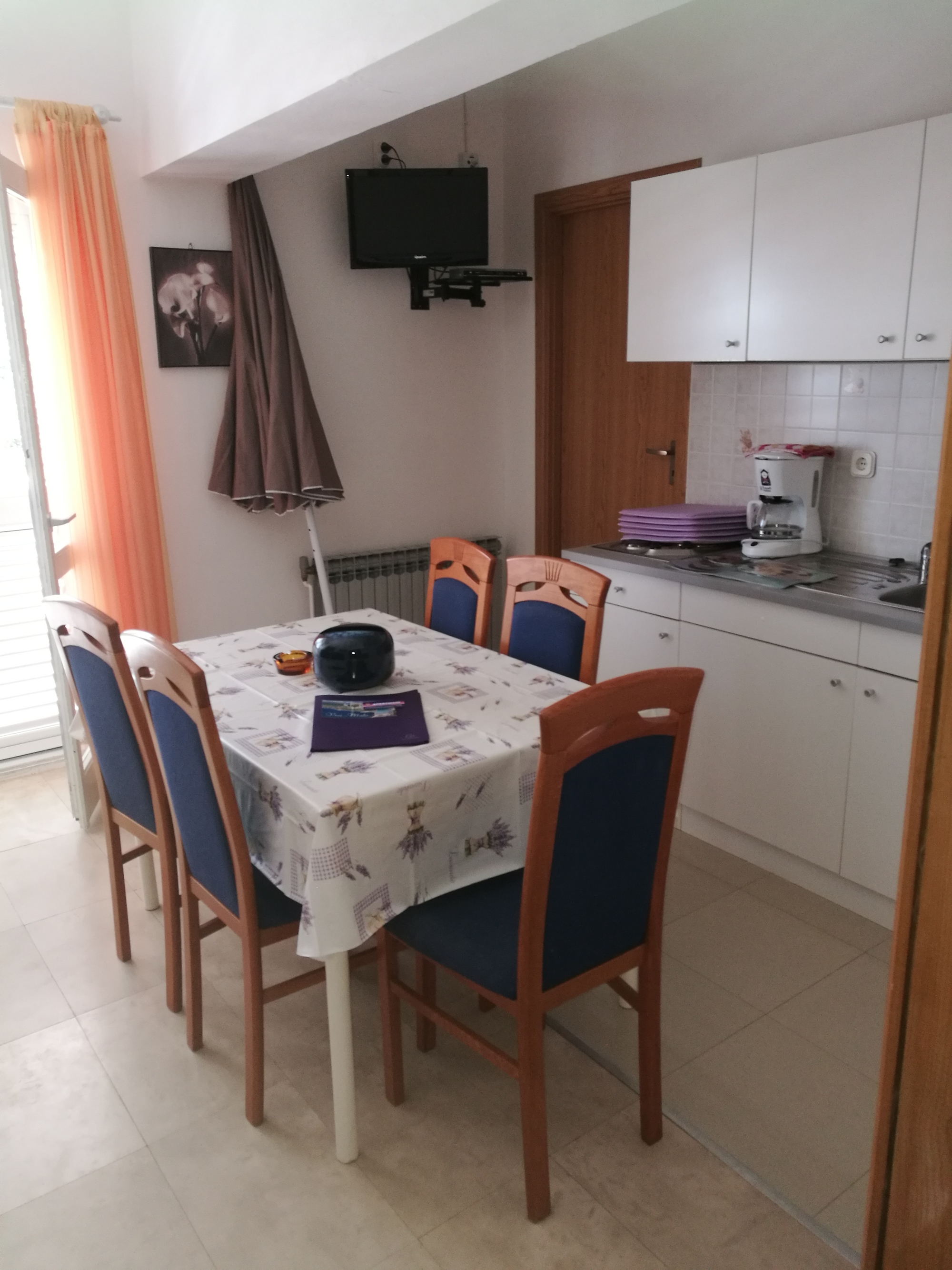 Two bedroom apartment with terrace and sea view Vrsi - Mulo, Zadar (A-17753-a) Two bedroom apartment with terrace and sea view Vrsi - Mulo, Zadar (A-17753-a)