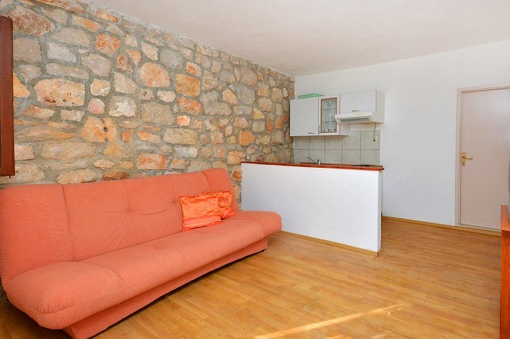 Studio flat with terrace Ivan Dolac, Hvar  AS-b