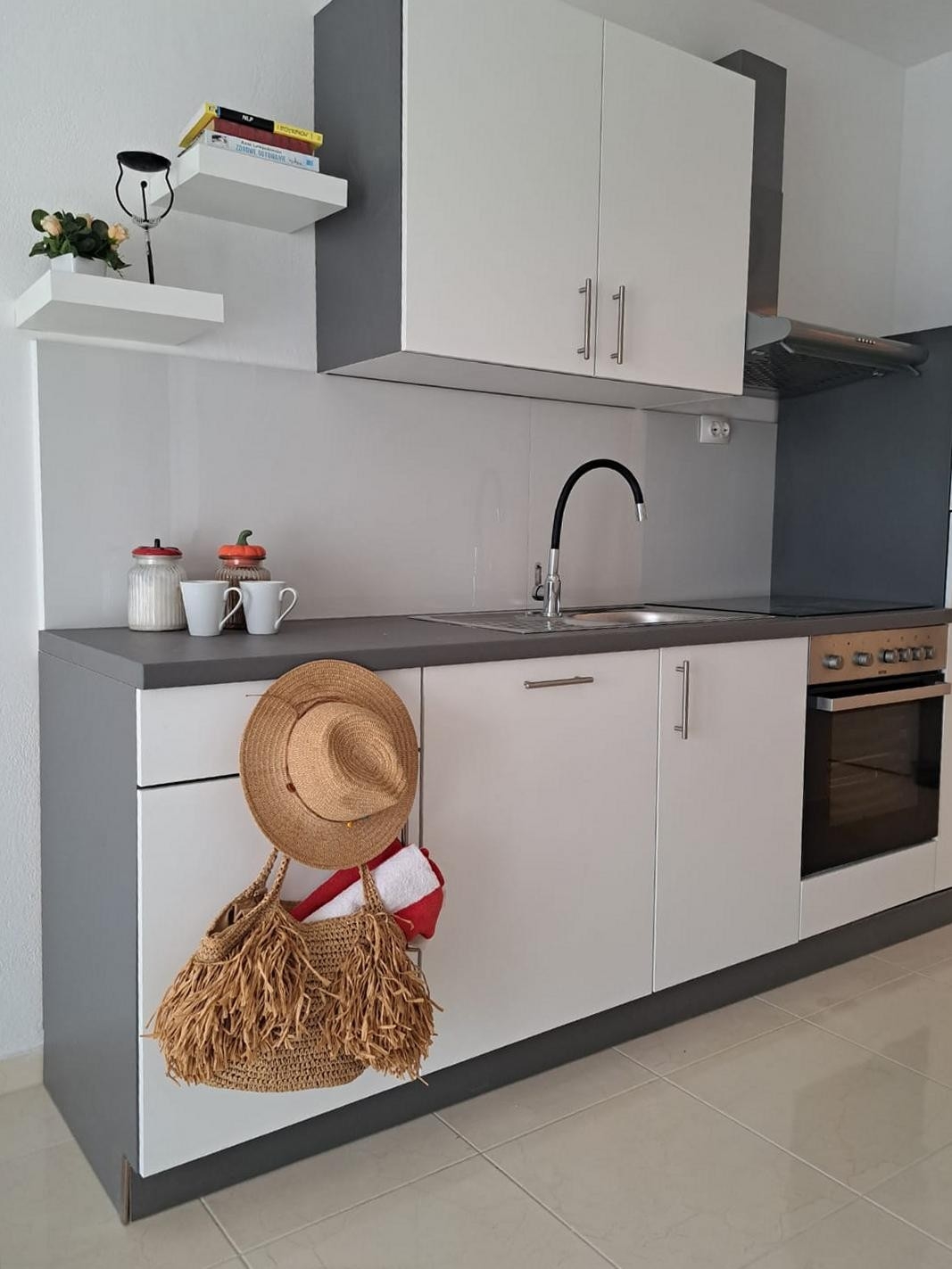 Top Hvar Ivan Dolac Top Hvar Ivan Dolac