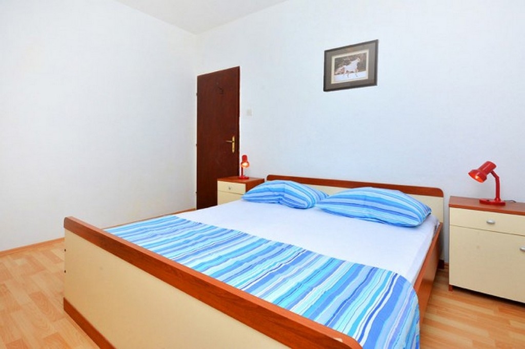 Top Hvar Ivan Dolac Top Hvar Ivan Dolac