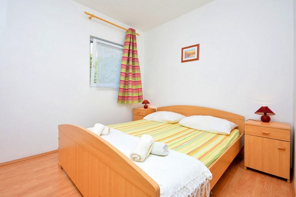 Top Hvar Ivan Dolac Top Hvar Ivan Dolac