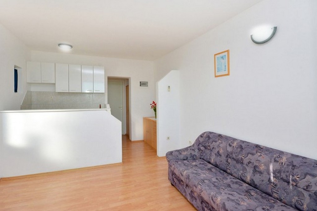 Top Hvar Ivan Dolac Top Hvar Ivan Dolac