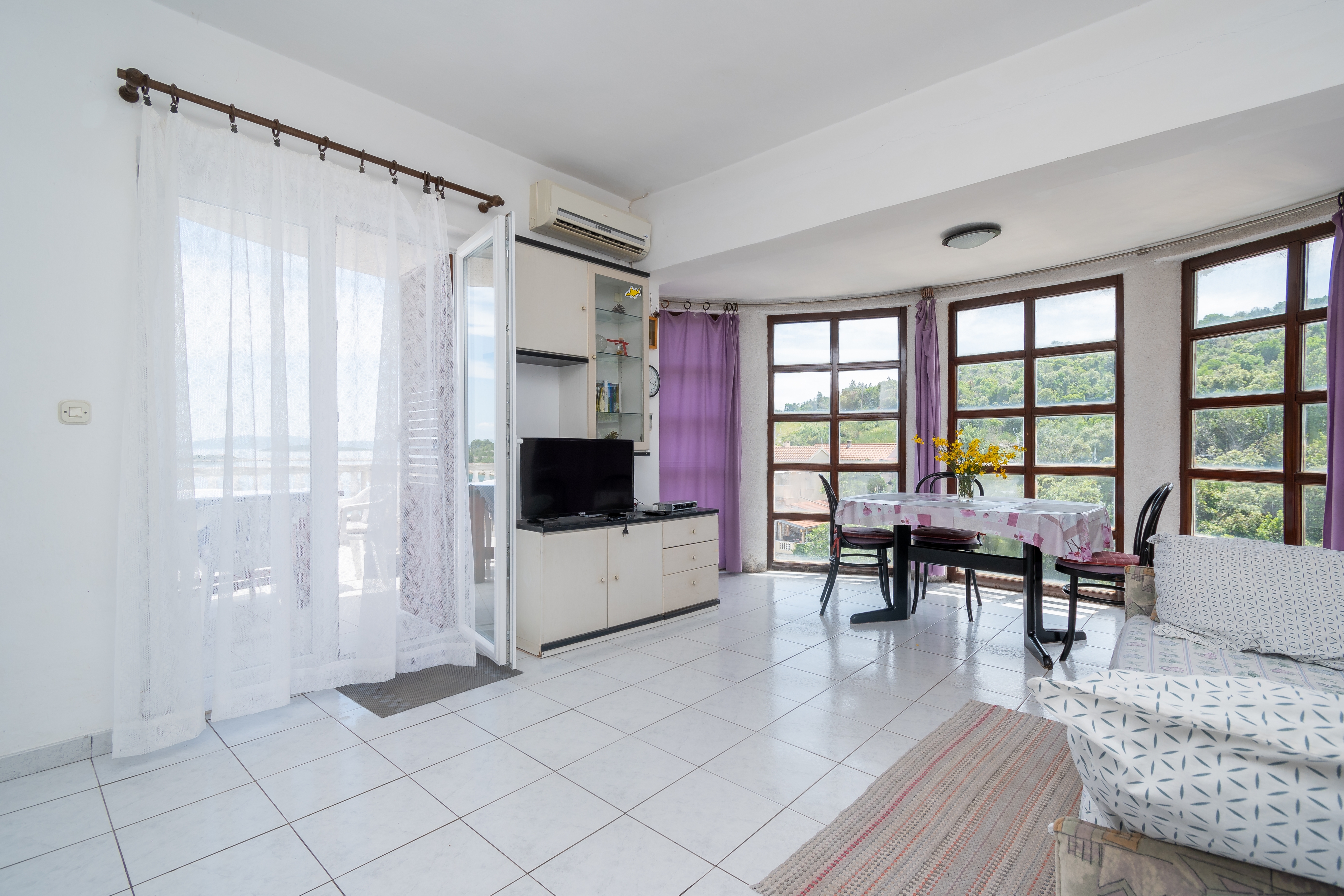 One bedroom apartment near beach Zaglav, Dugi otok (A-17788-a) One bedroom apartment near beach Zaglav, Dugi otok (A-17788-a)