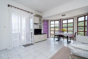 Zaglav, Sala de estar in the apartment, air condition available, (pet friendly) y WiFi.