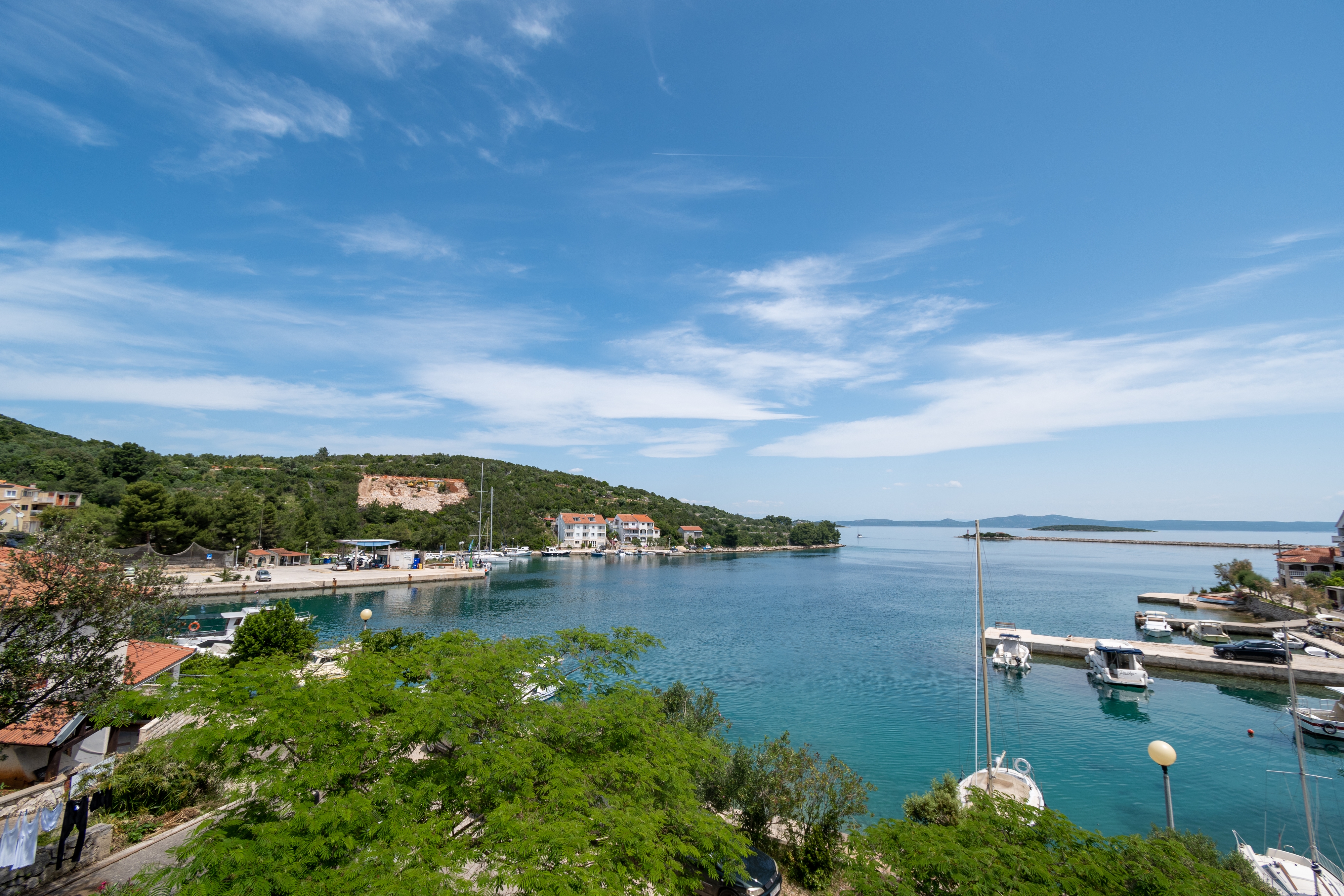 One bedroom apartment near beach Zaglav, Dugi otok  A-a