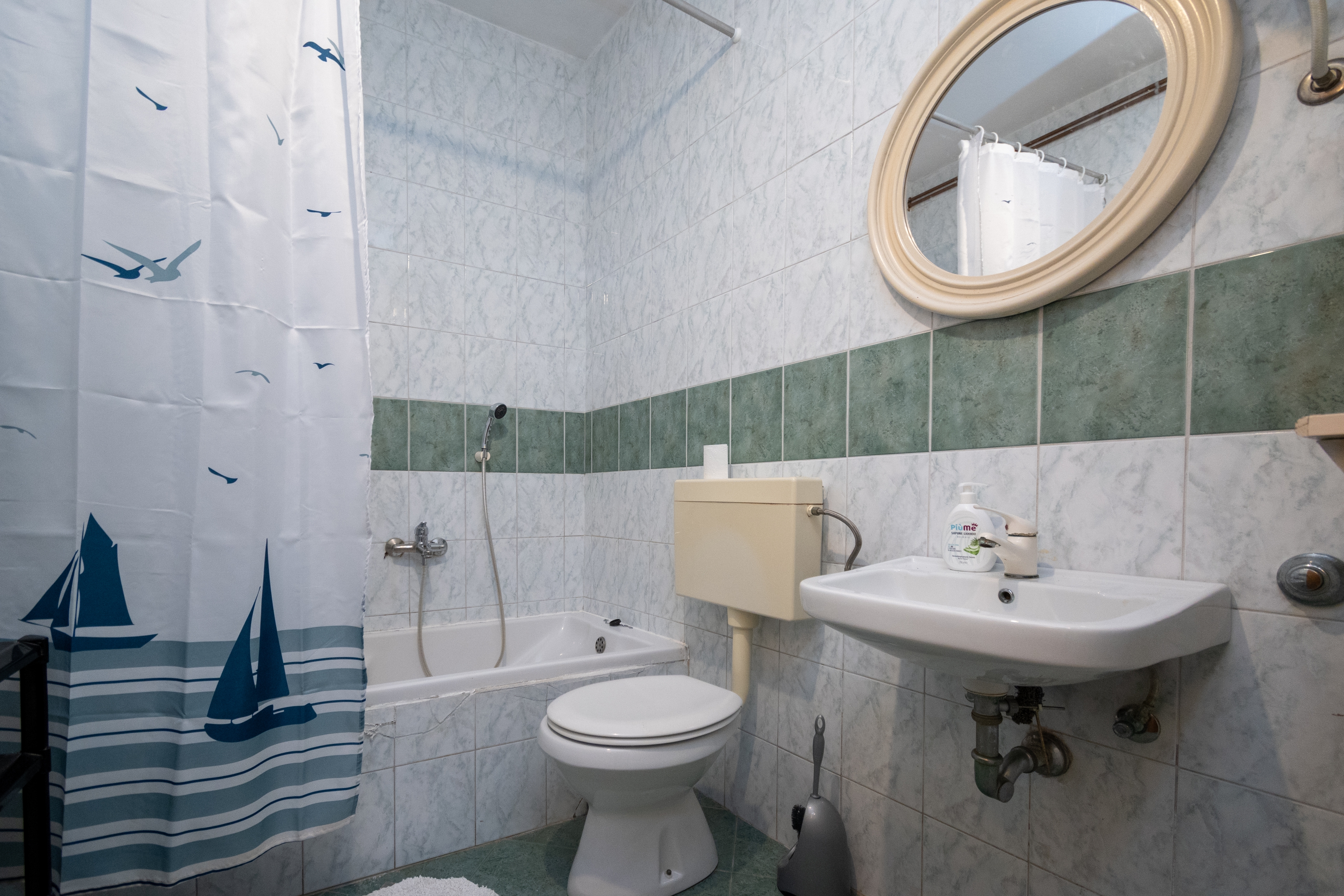 Two bedroom apartment near beach Zaglav, Dugi otok  A-d