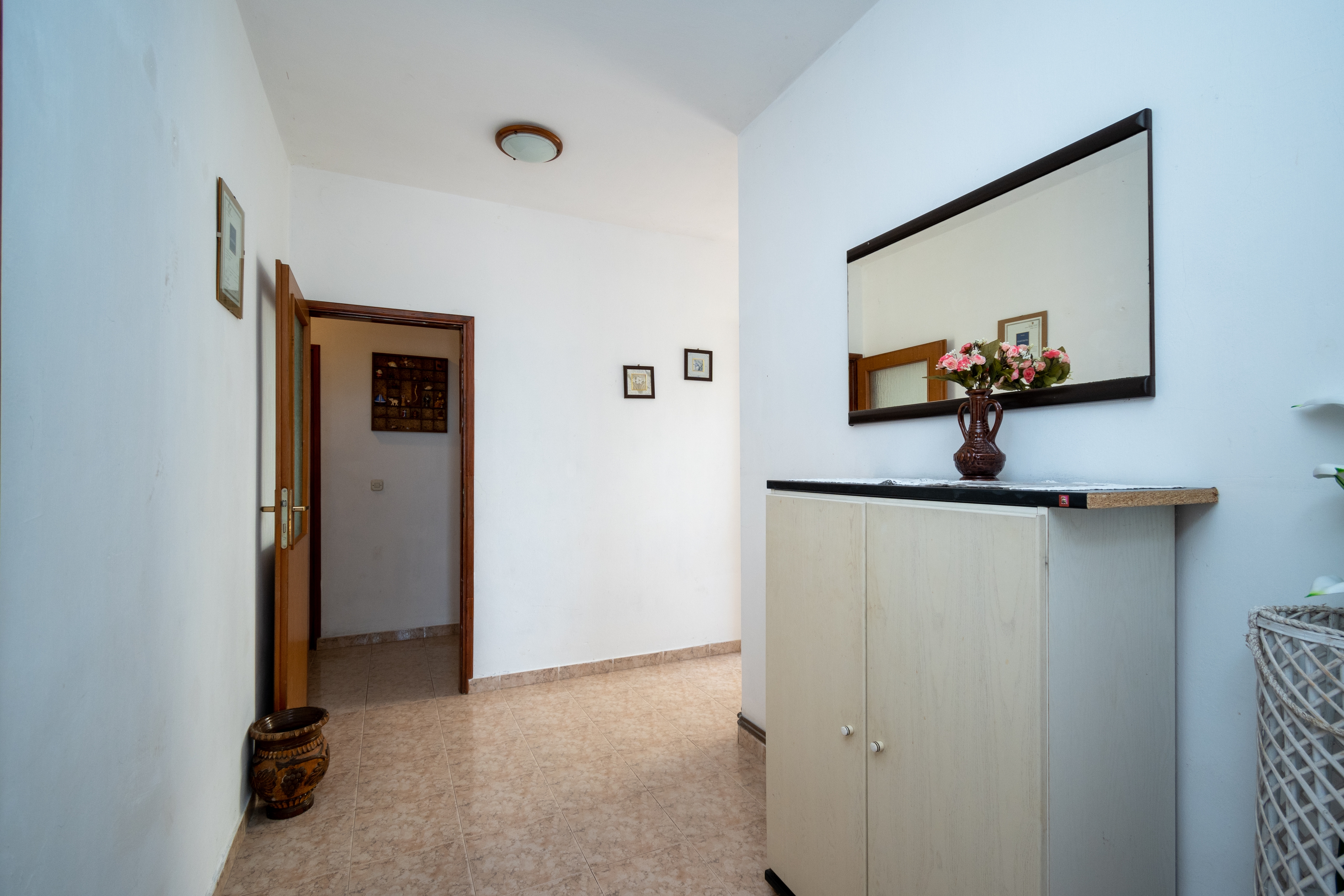 Two bedroom apartment near beach Zaglav, Dugi otok  A-d