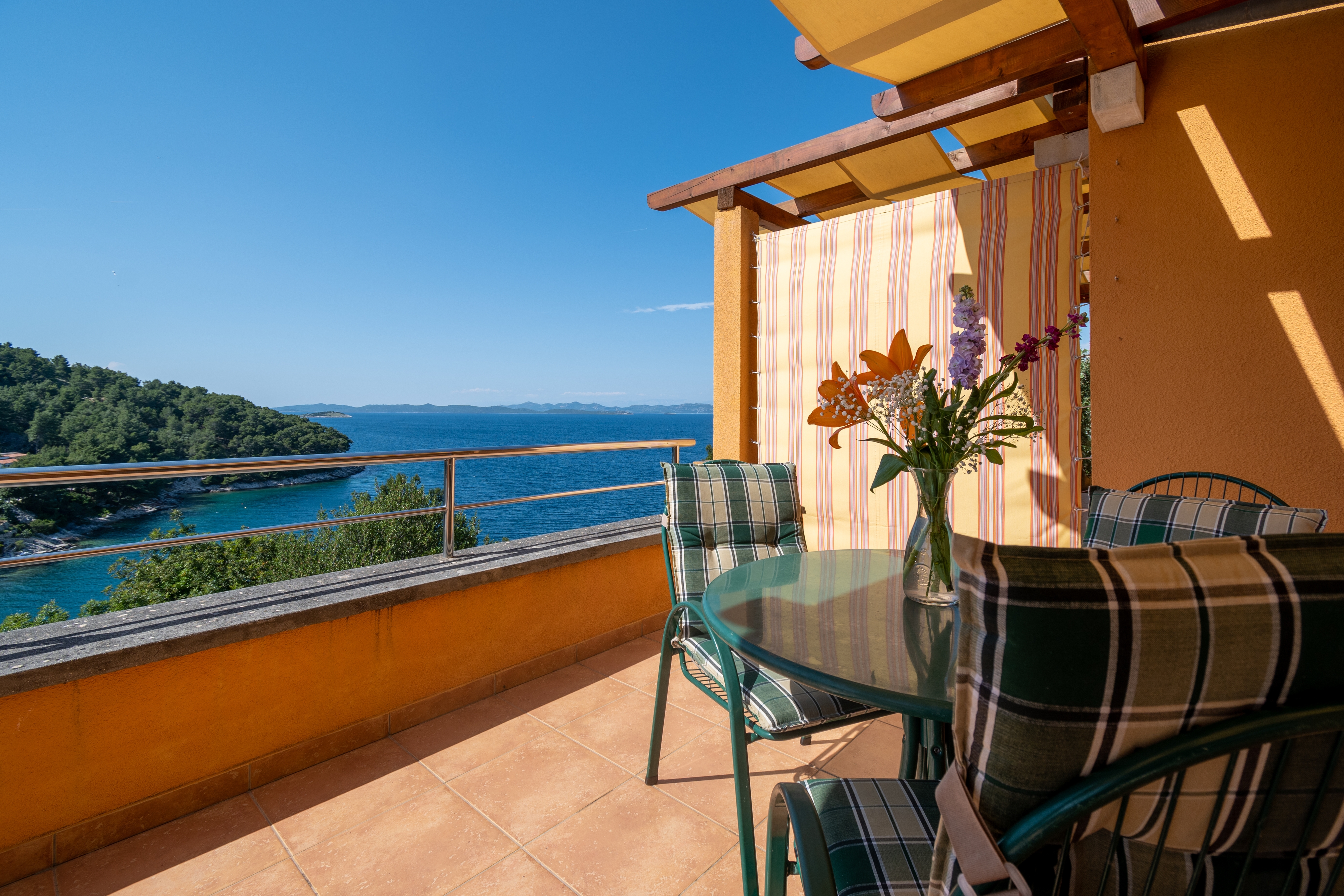 Studio flat with terrace and sea view Sali, Dugi otok  AS-b