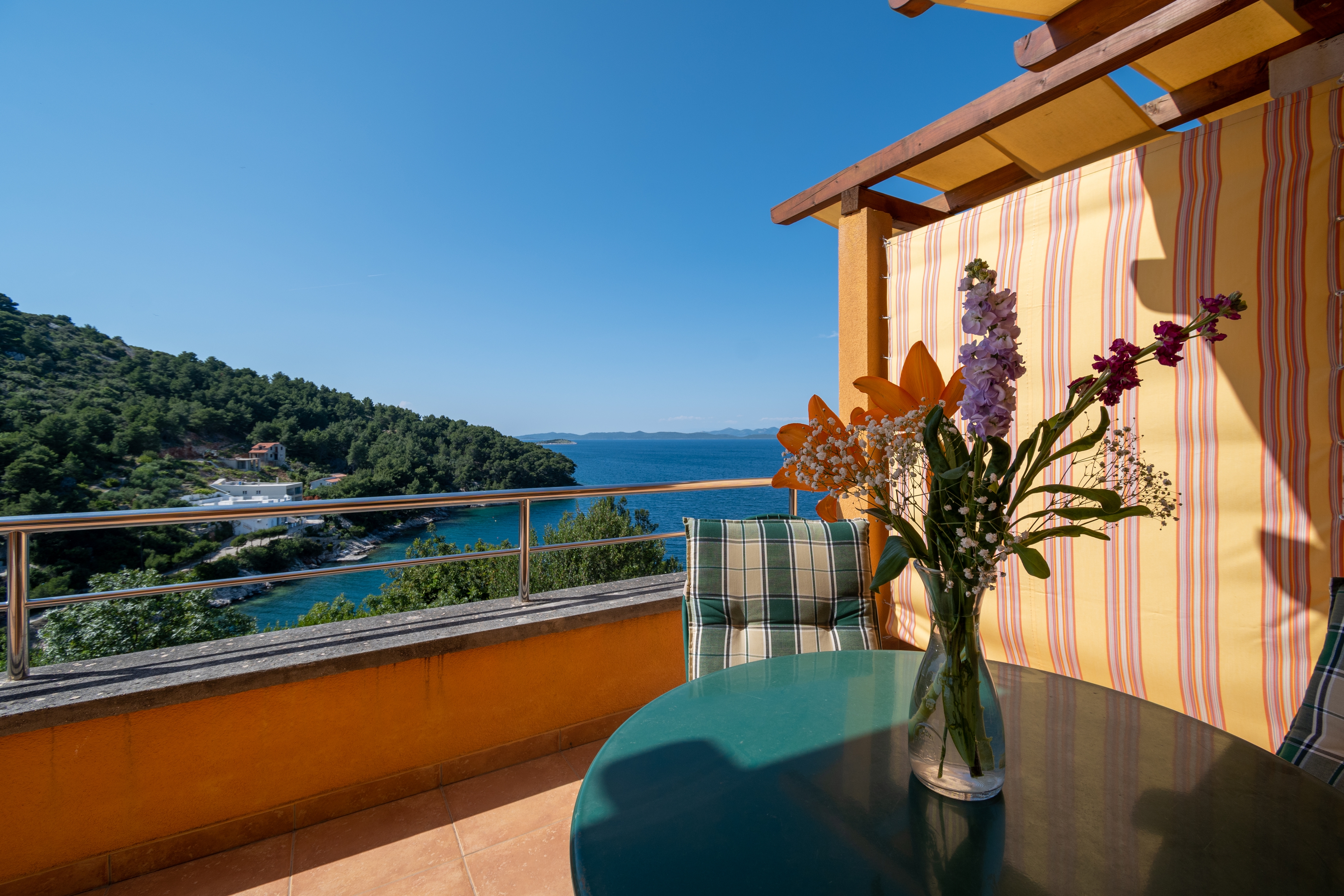 Studio flat with terrace and sea view Sali, Dugi otok  AS-b
