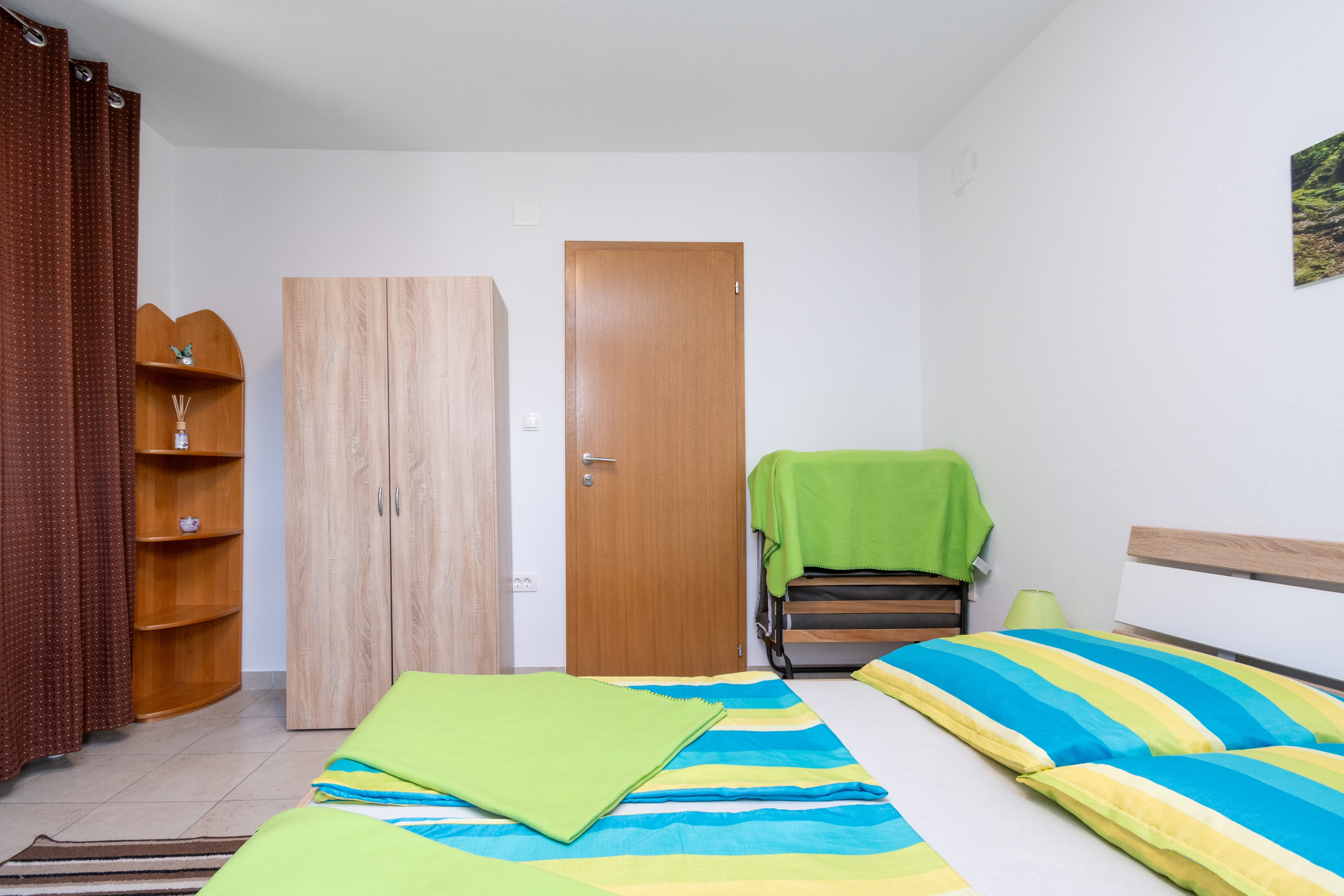 One bedroom apartment with balcony and sea view Tribanj Šibuljina, Paklenica  A-b
