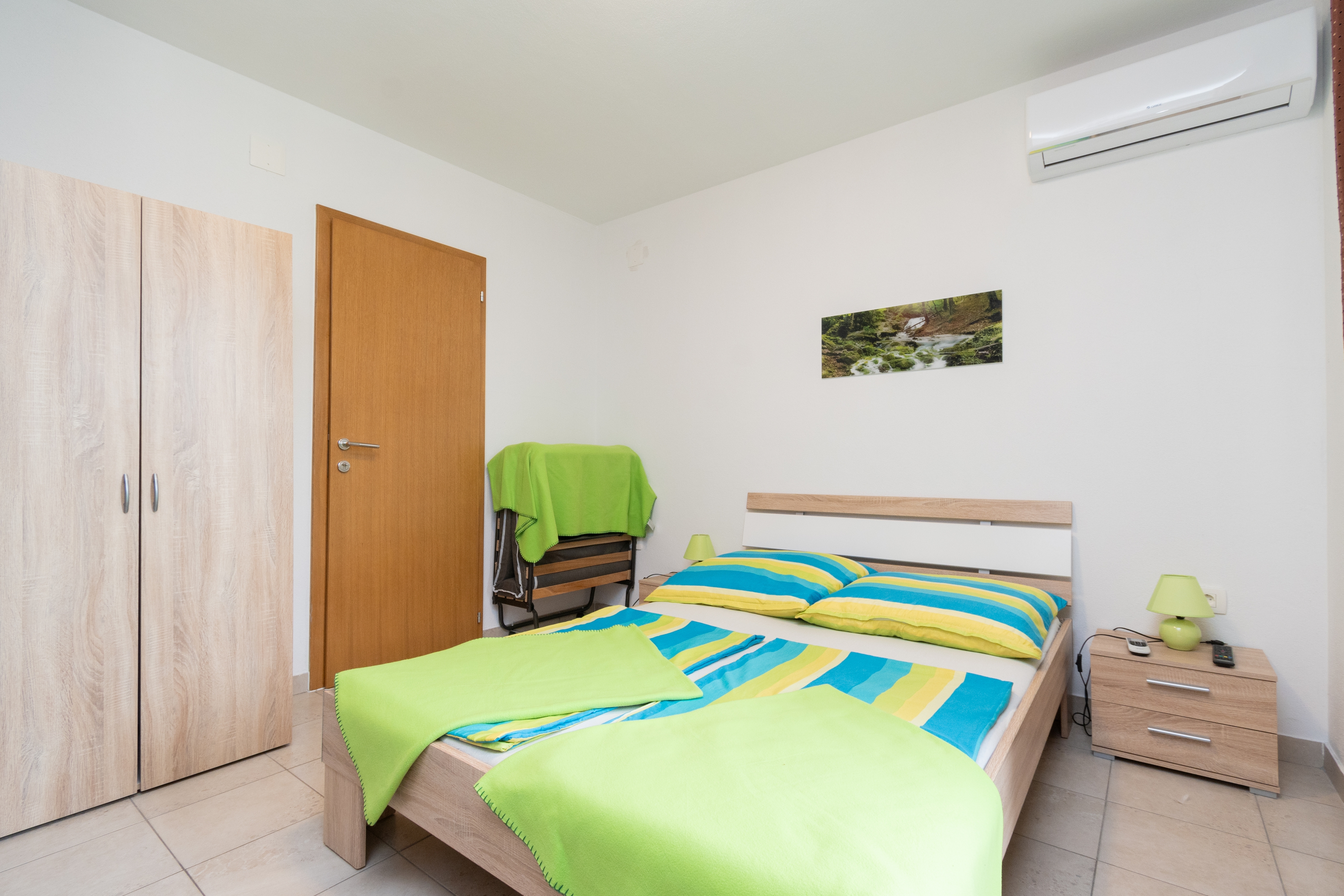 One bedroom apartment with balcony and sea view Tribanj Šibuljina, Paklenica  A-b