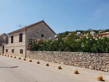 Sutivan, Brač, Hébergement 17825 - Appartement avec une plage de galets.