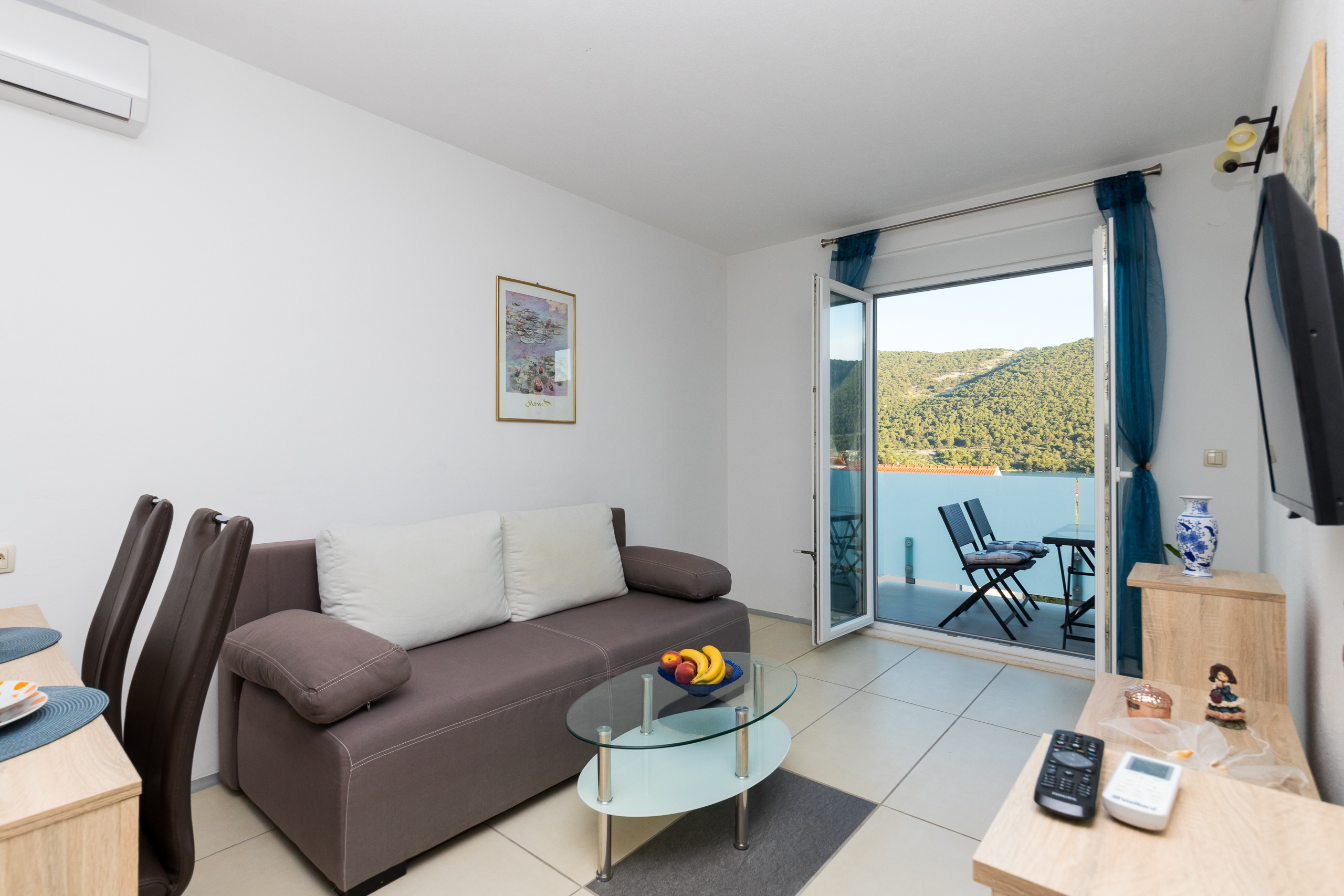 One bedroom apartment with terrace and sea view Grebaštica, Šibenik (A-17831-b)