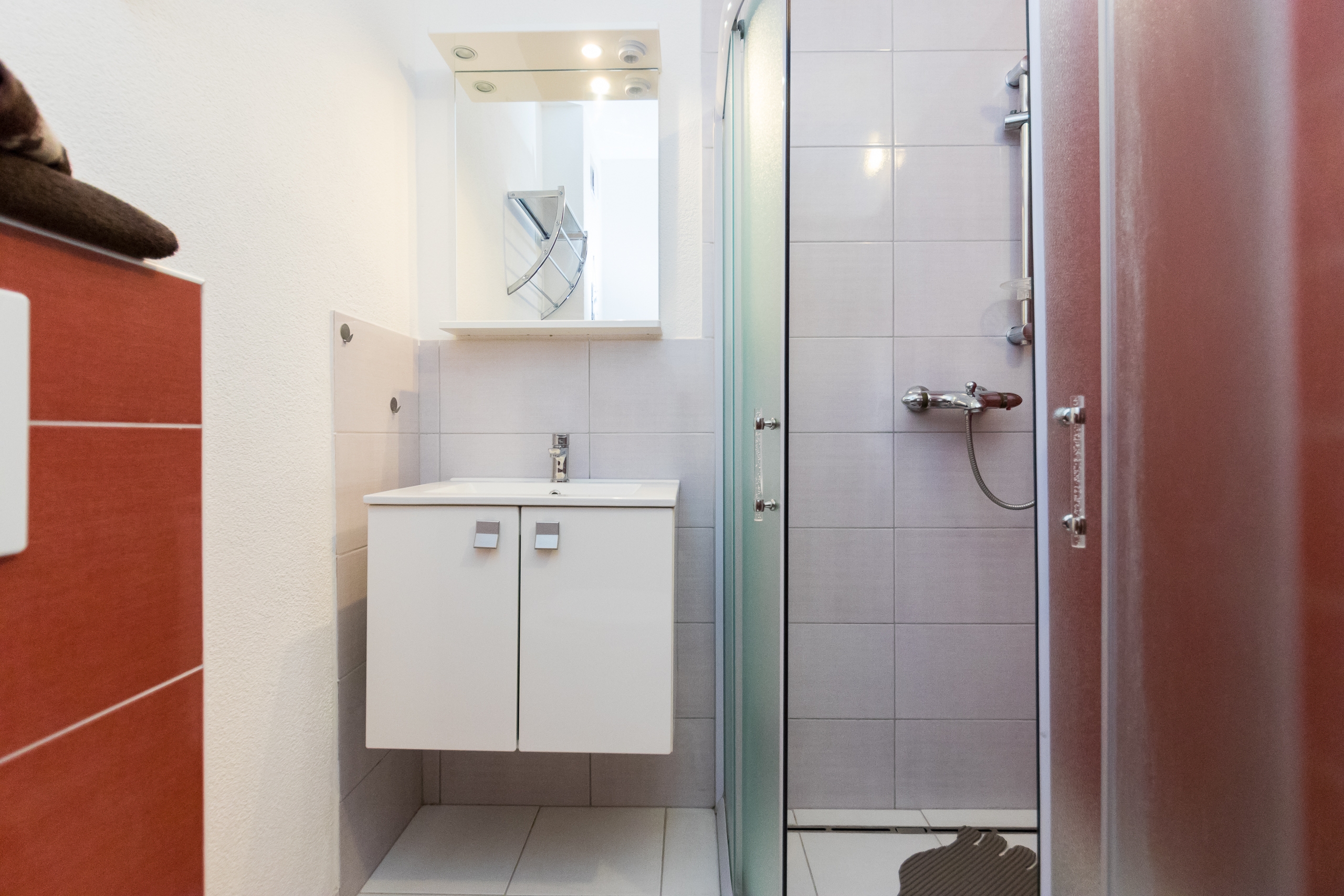 Three bedroom apartment with terrace Grebaštica, Šibenik  A-c