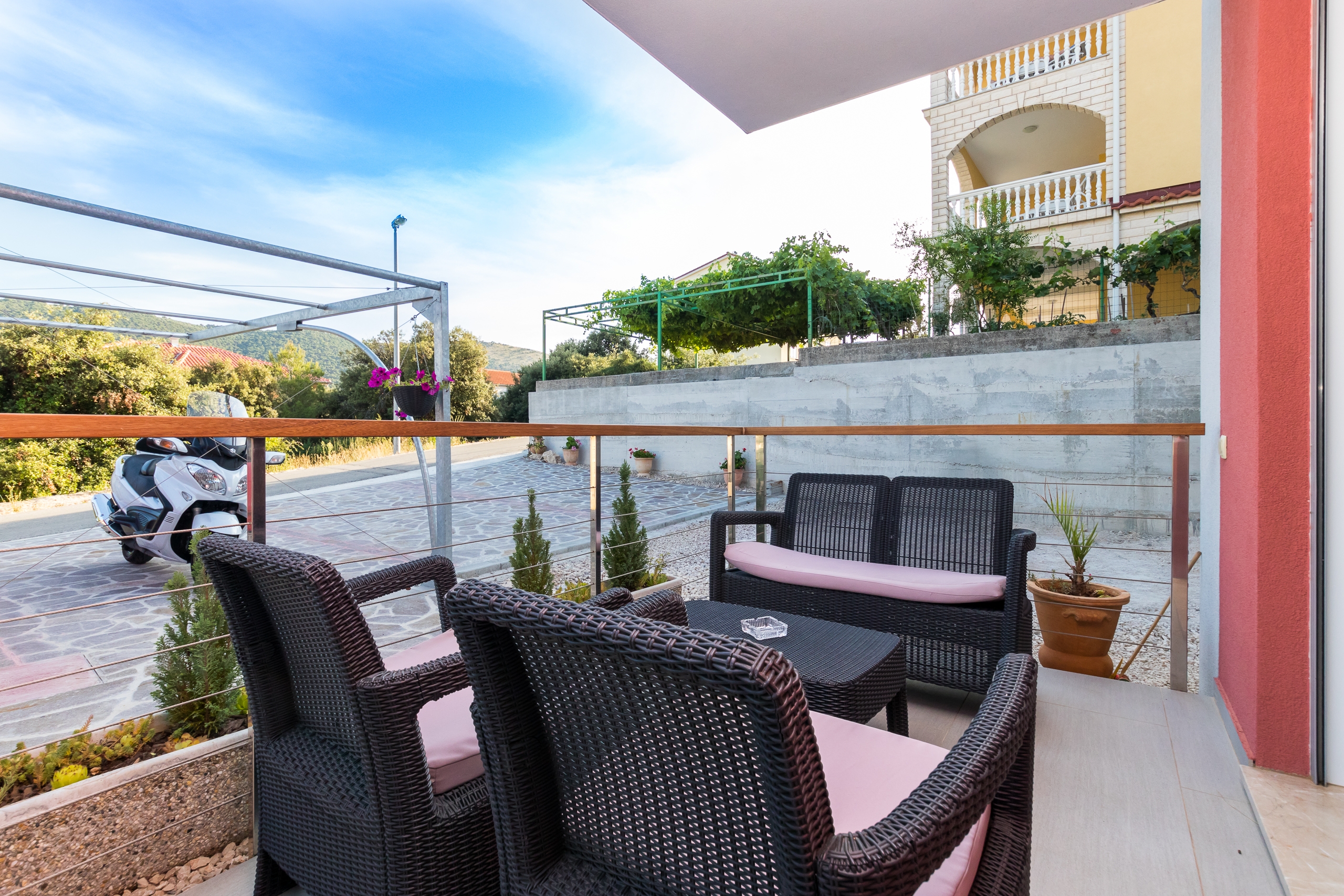 One bedroom apartment with terrace Grebaštica, Šibenik  A-d