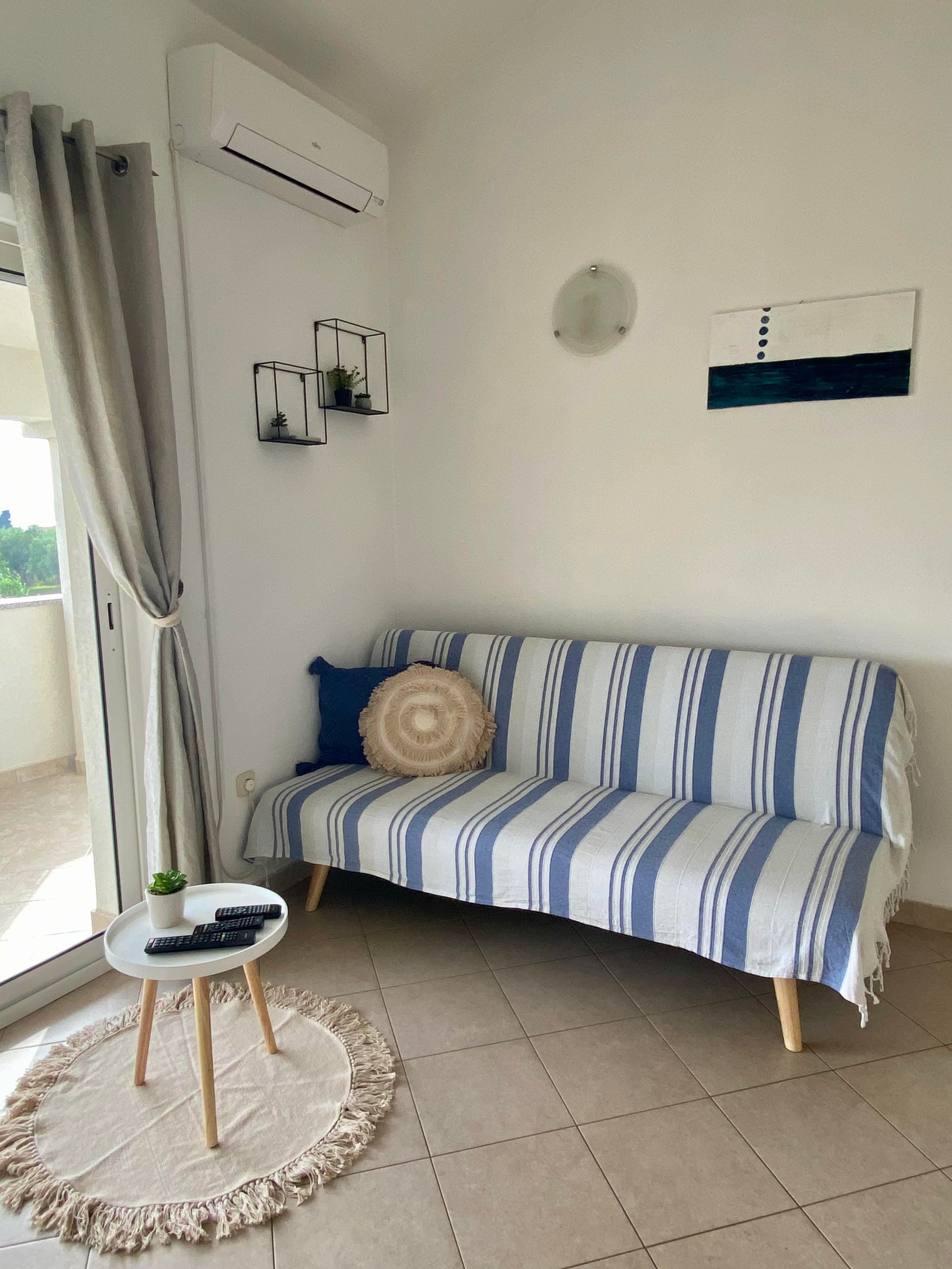 One bedroom apartment with terrace and sea view Bibinje, Zadar  A-a