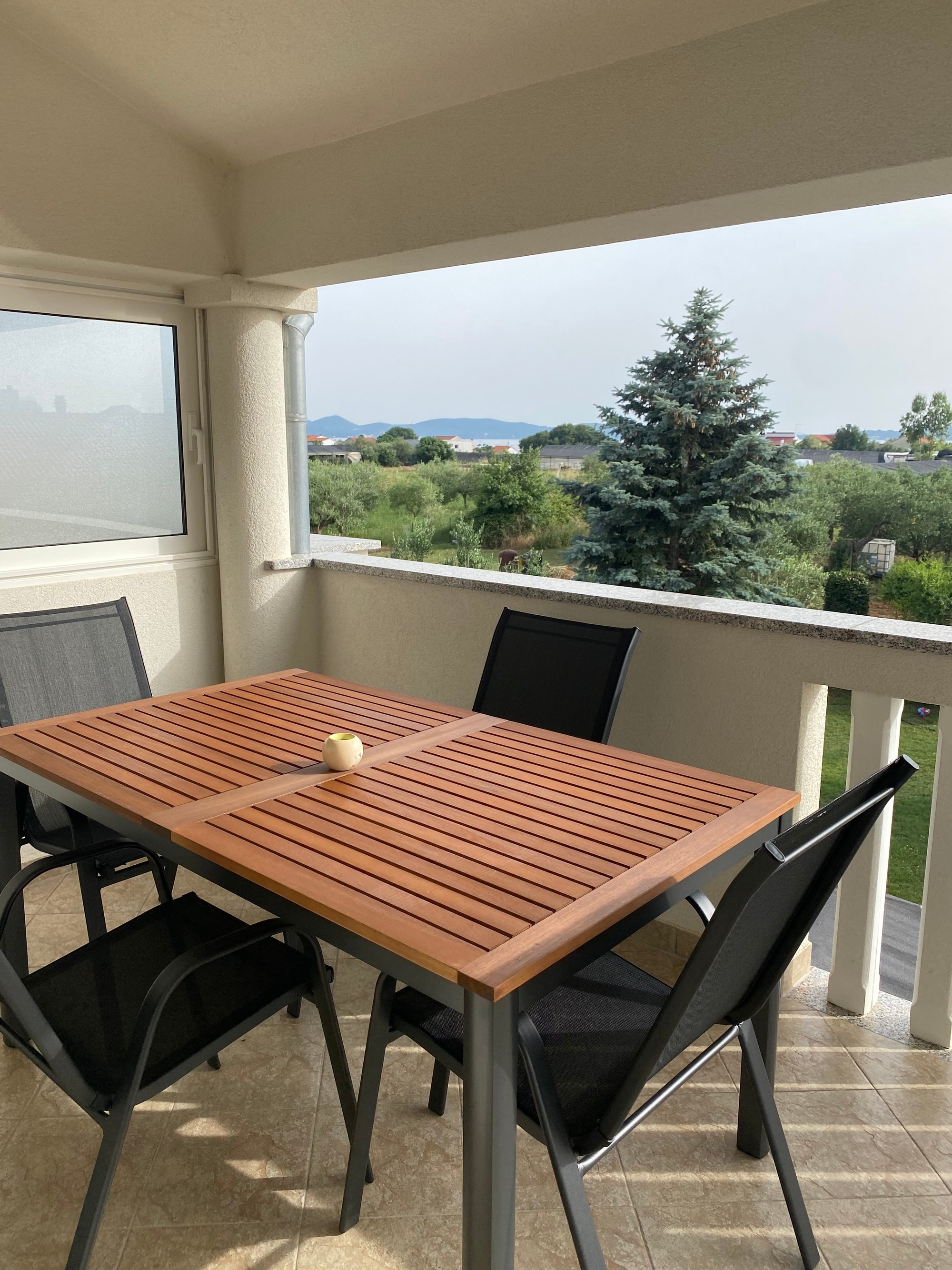 One bedroom apartment with terrace and sea view Bibinje, Zadar  A-a